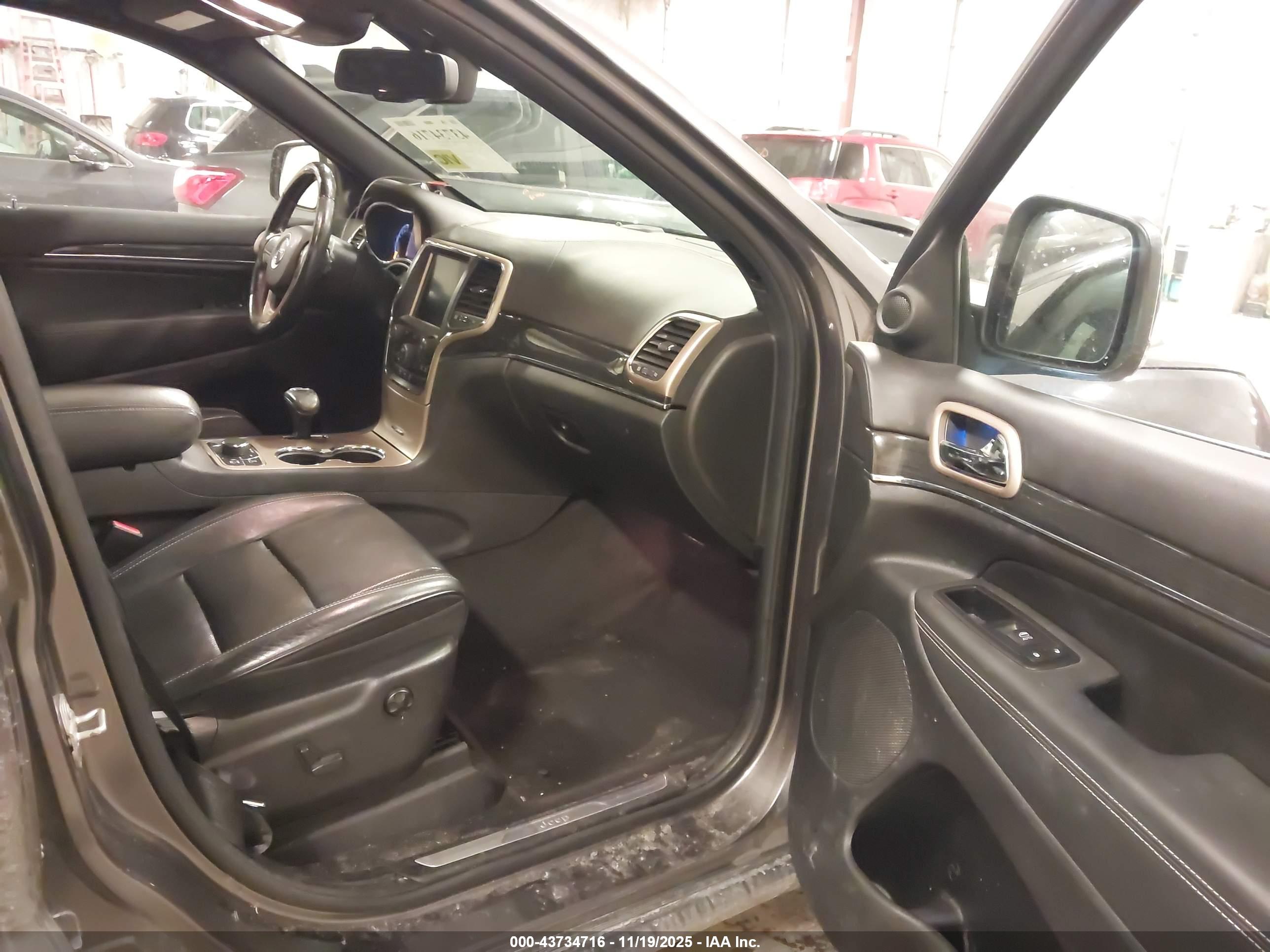 JEEP GRAND image 5