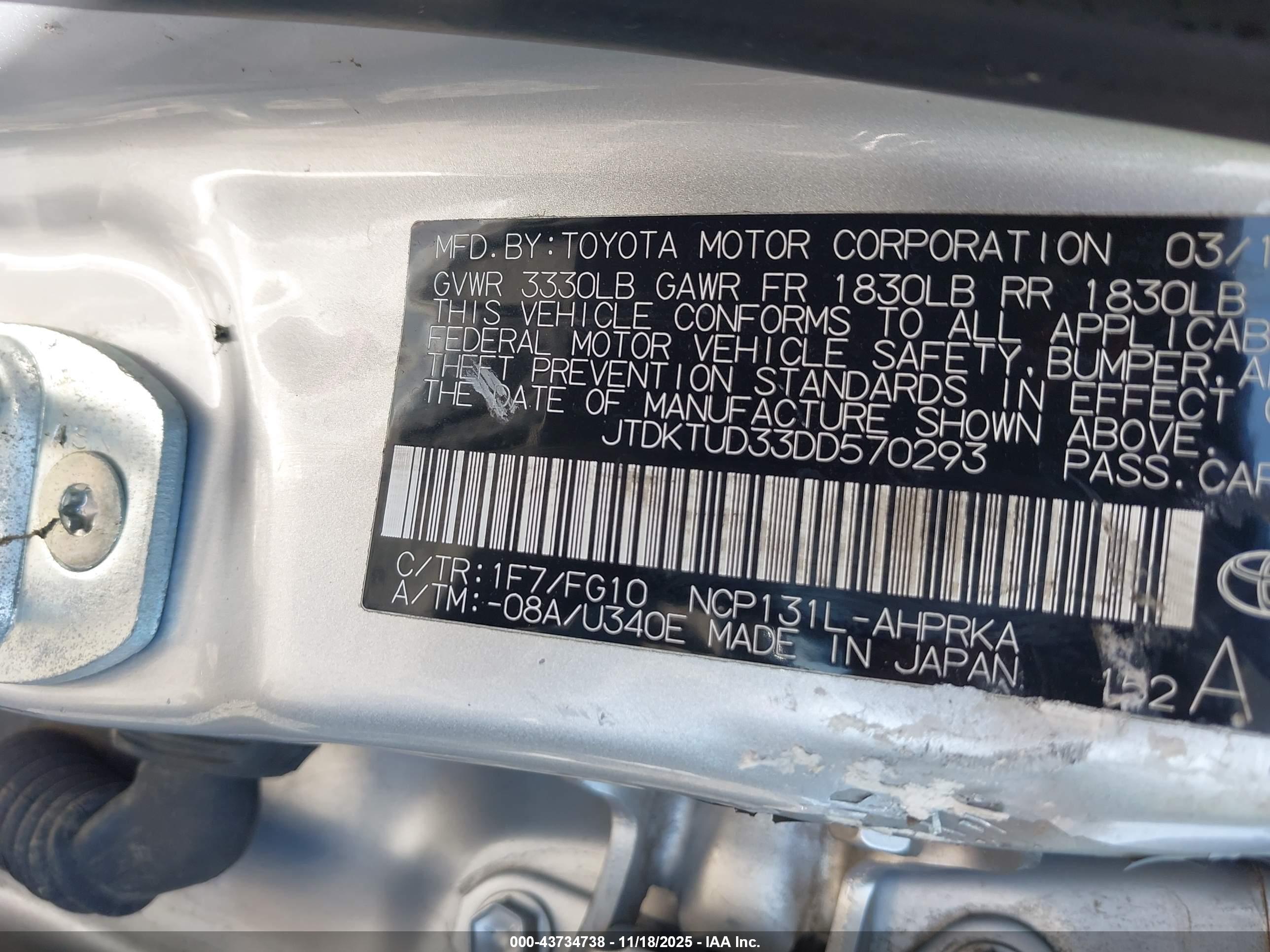 TOYOTA YARIS image 9