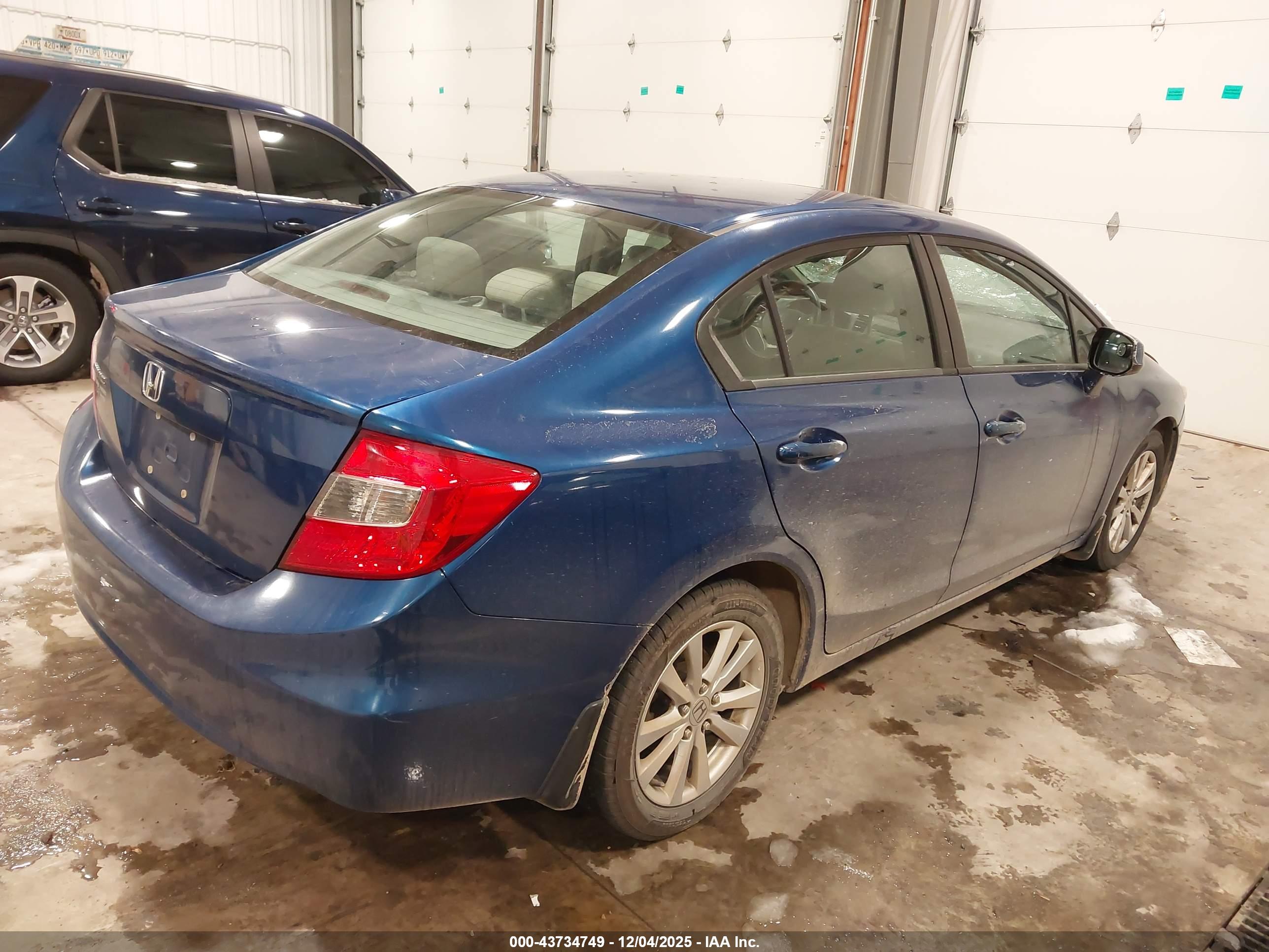 HONDA CIVIC image 4