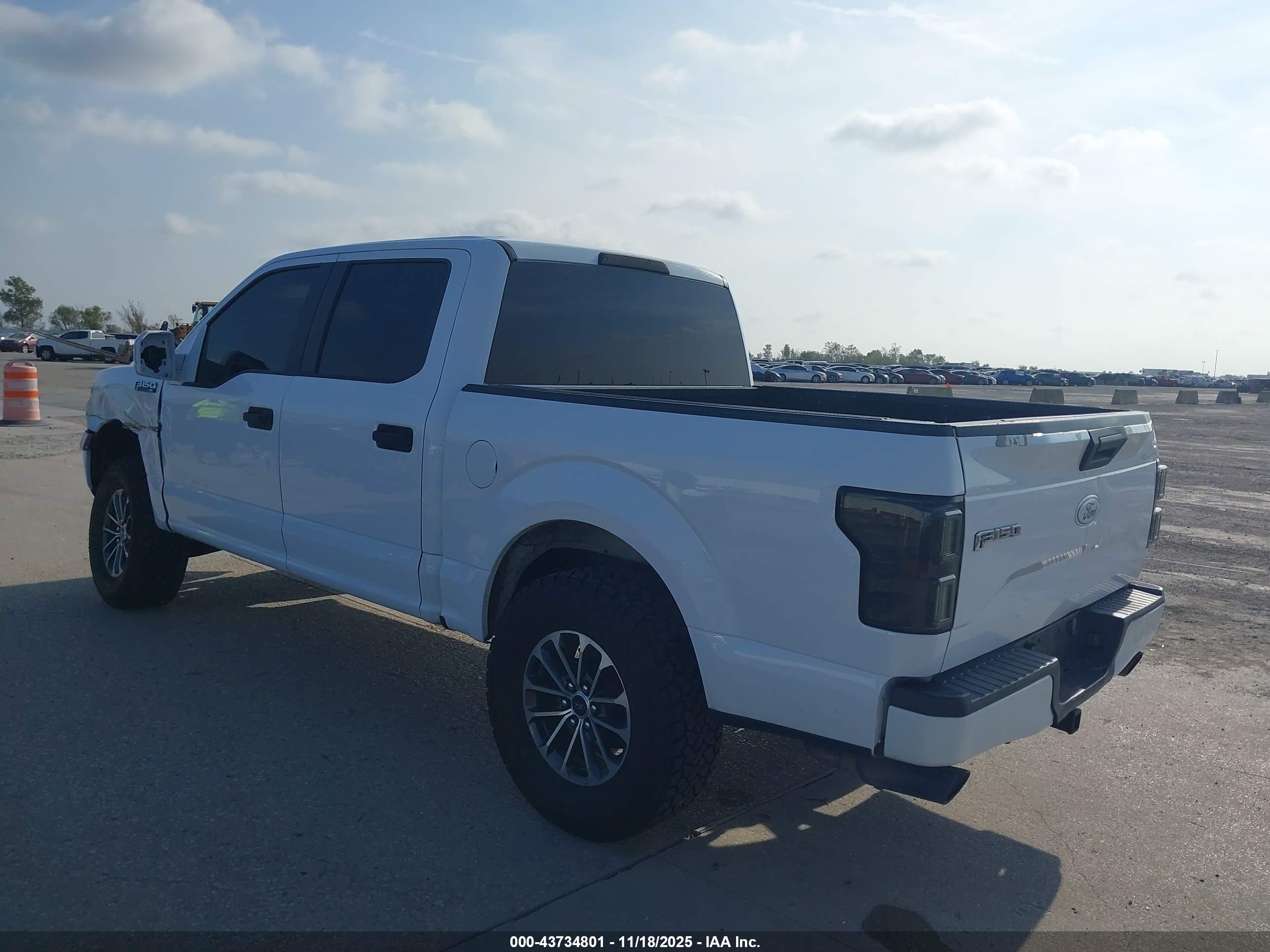 FORD F-150 image 3