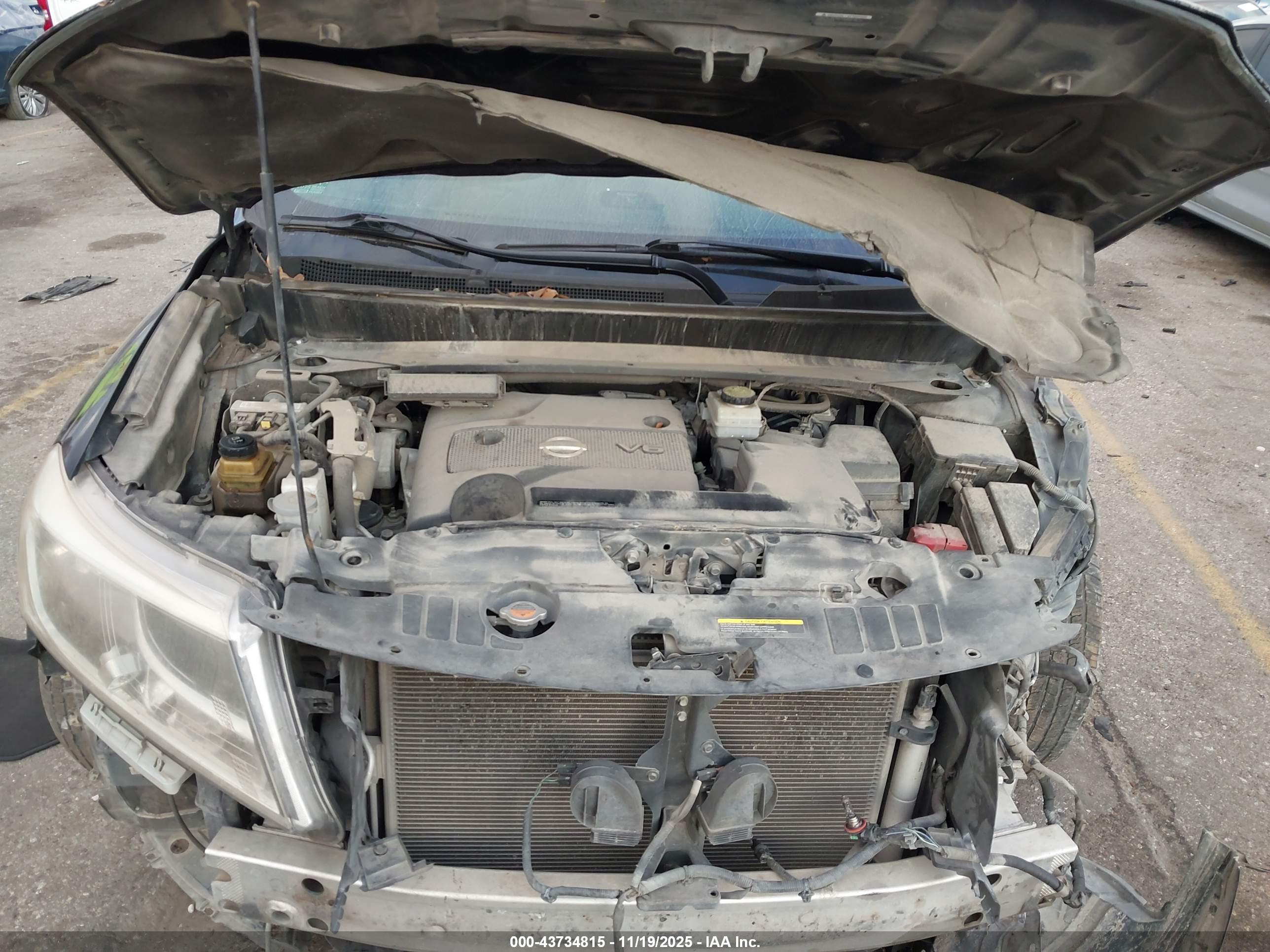 NISSAN PATHFINDER image 10