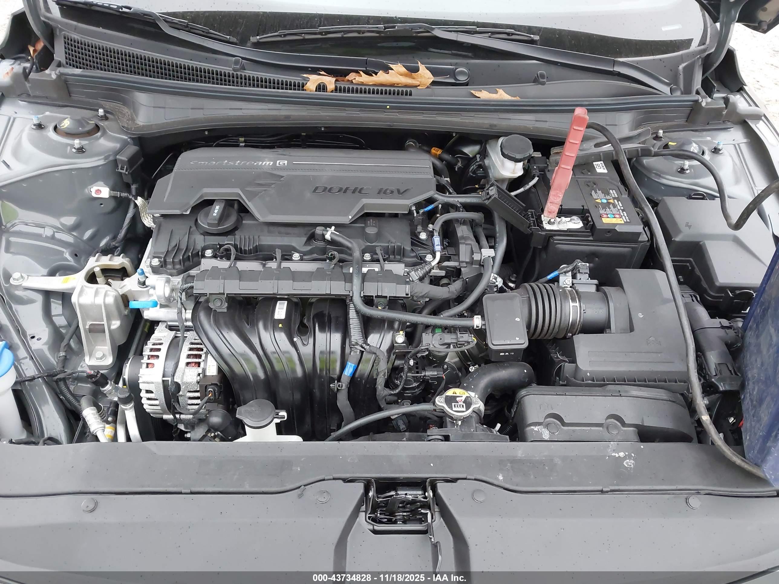HYUNDAI ELANTRA image 10