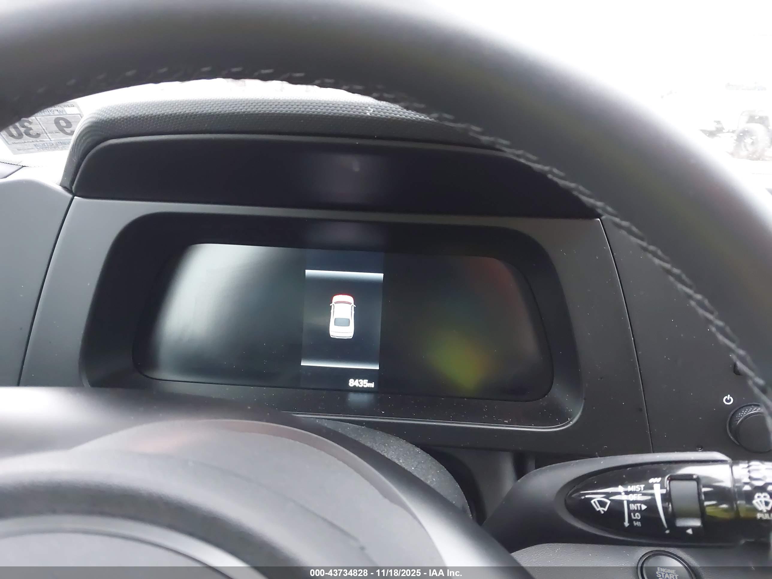 HYUNDAI ELANTRA image 7