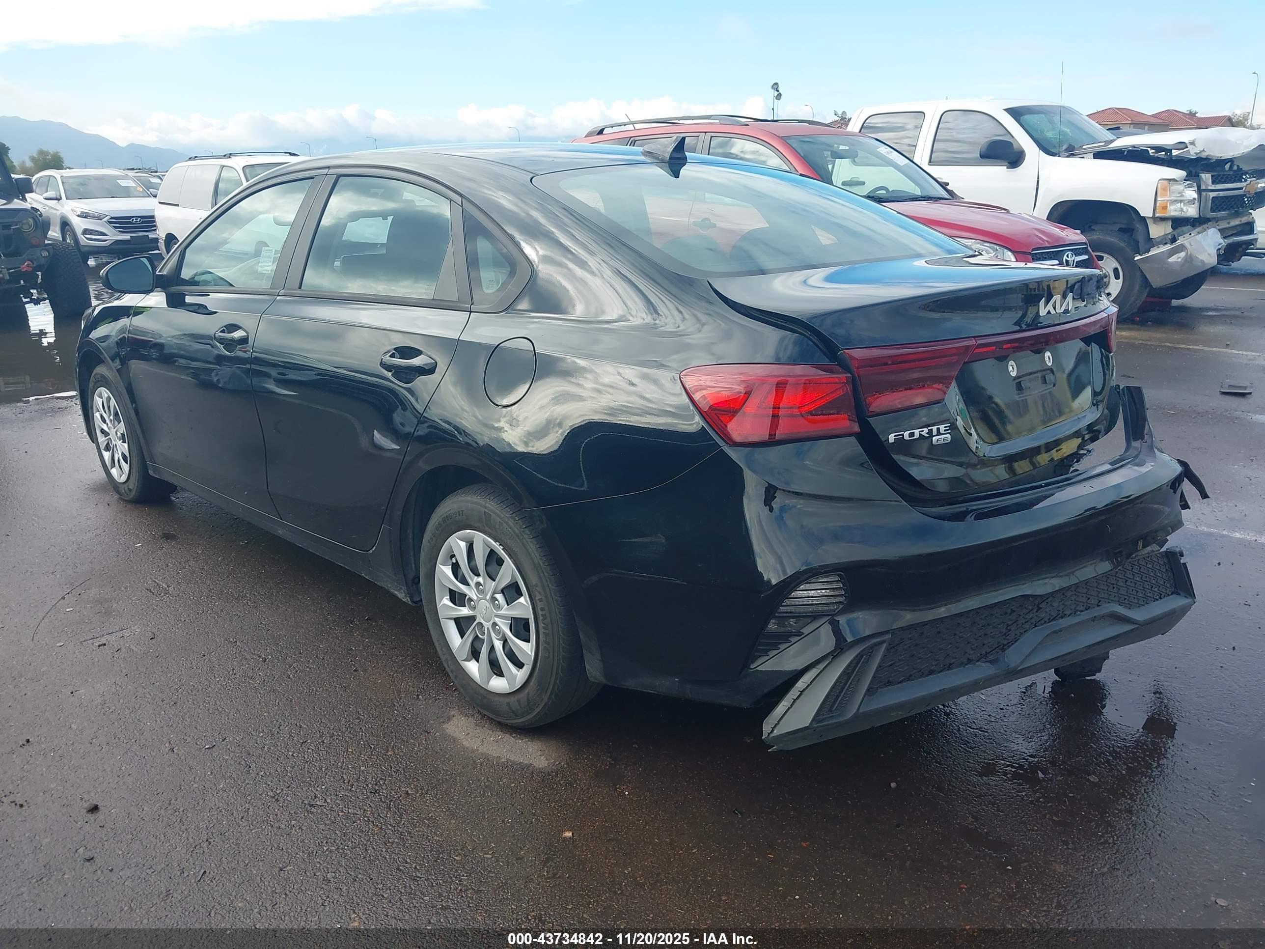 KIA FORTE image 3