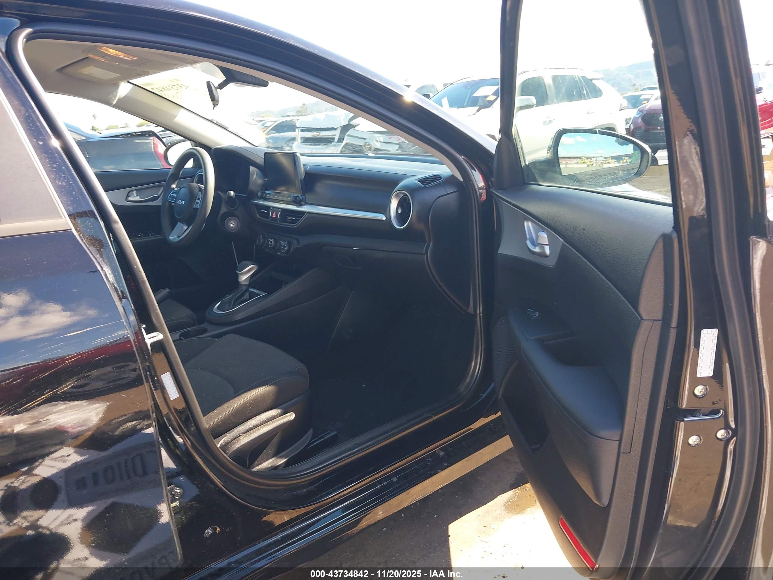 KIA FORTE image 5