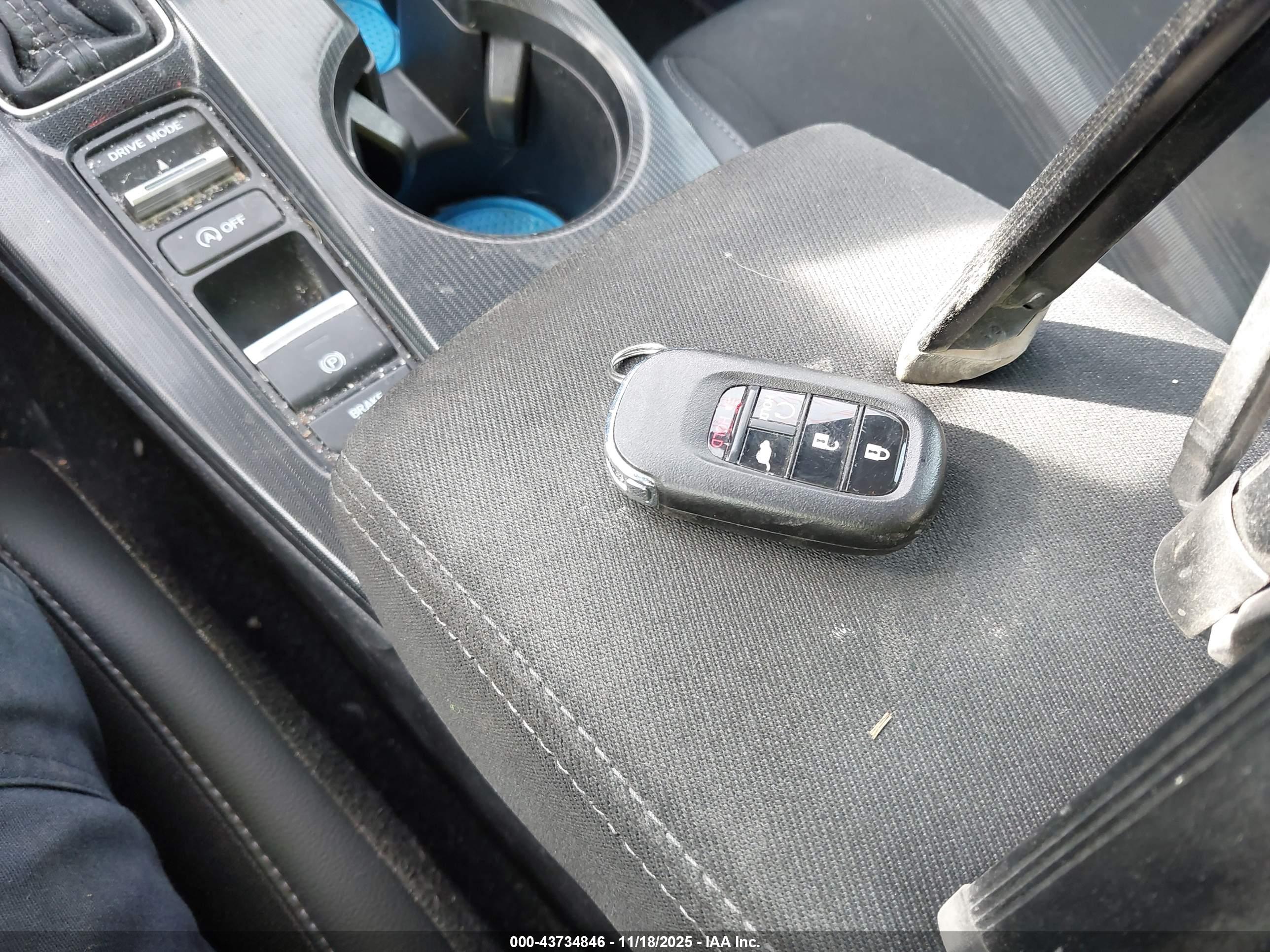 HONDA CIVIC image 11
