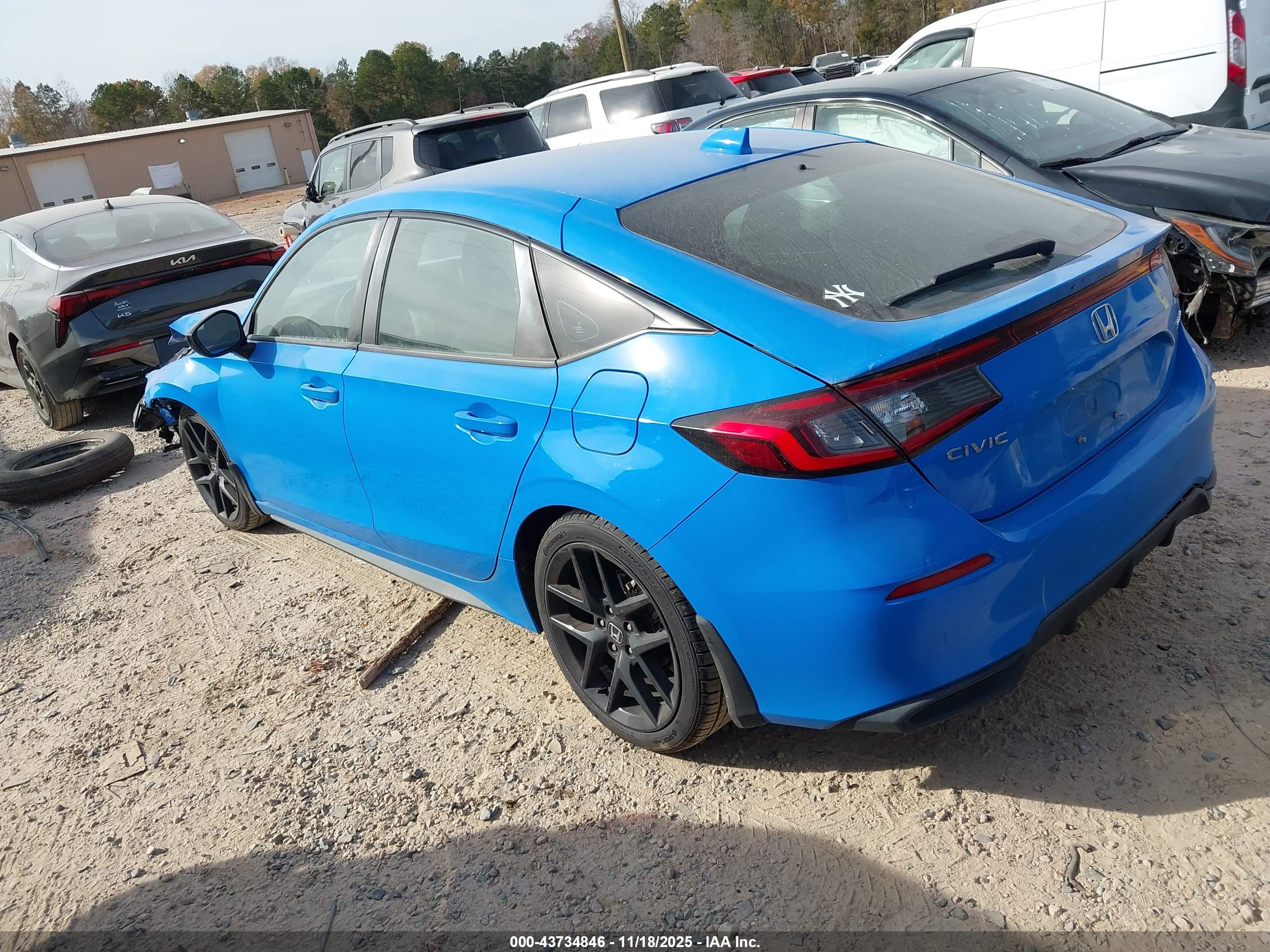 HONDA CIVIC image 3