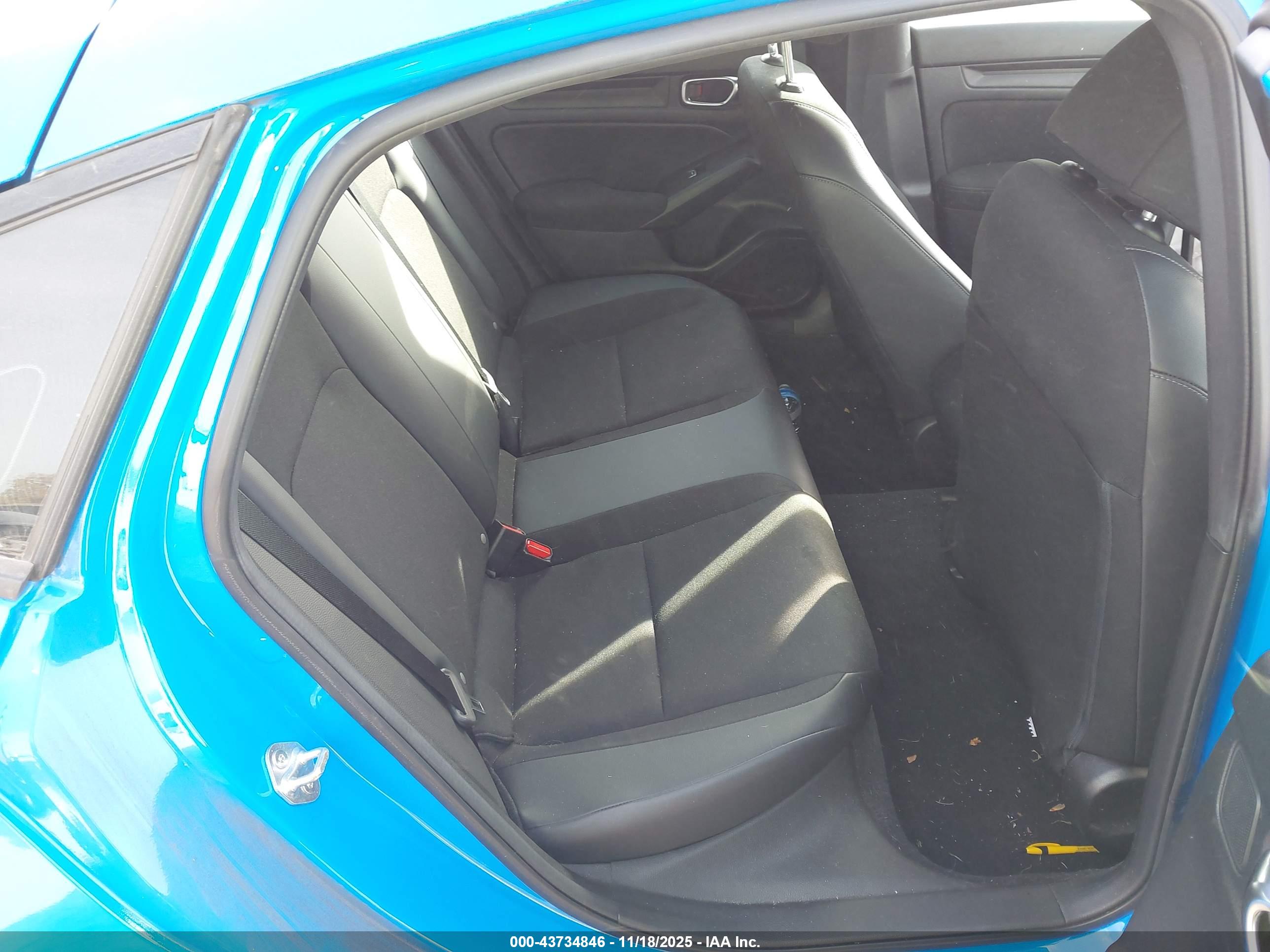 HONDA CIVIC image 8