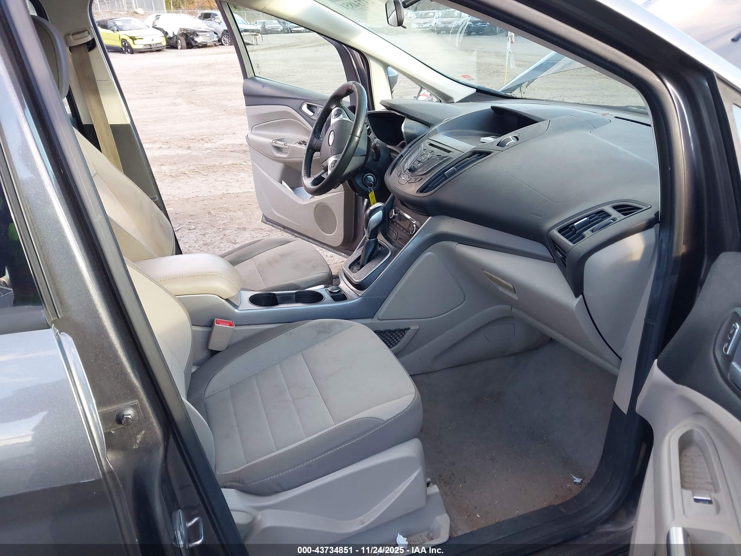 FORD C-MAX image 5