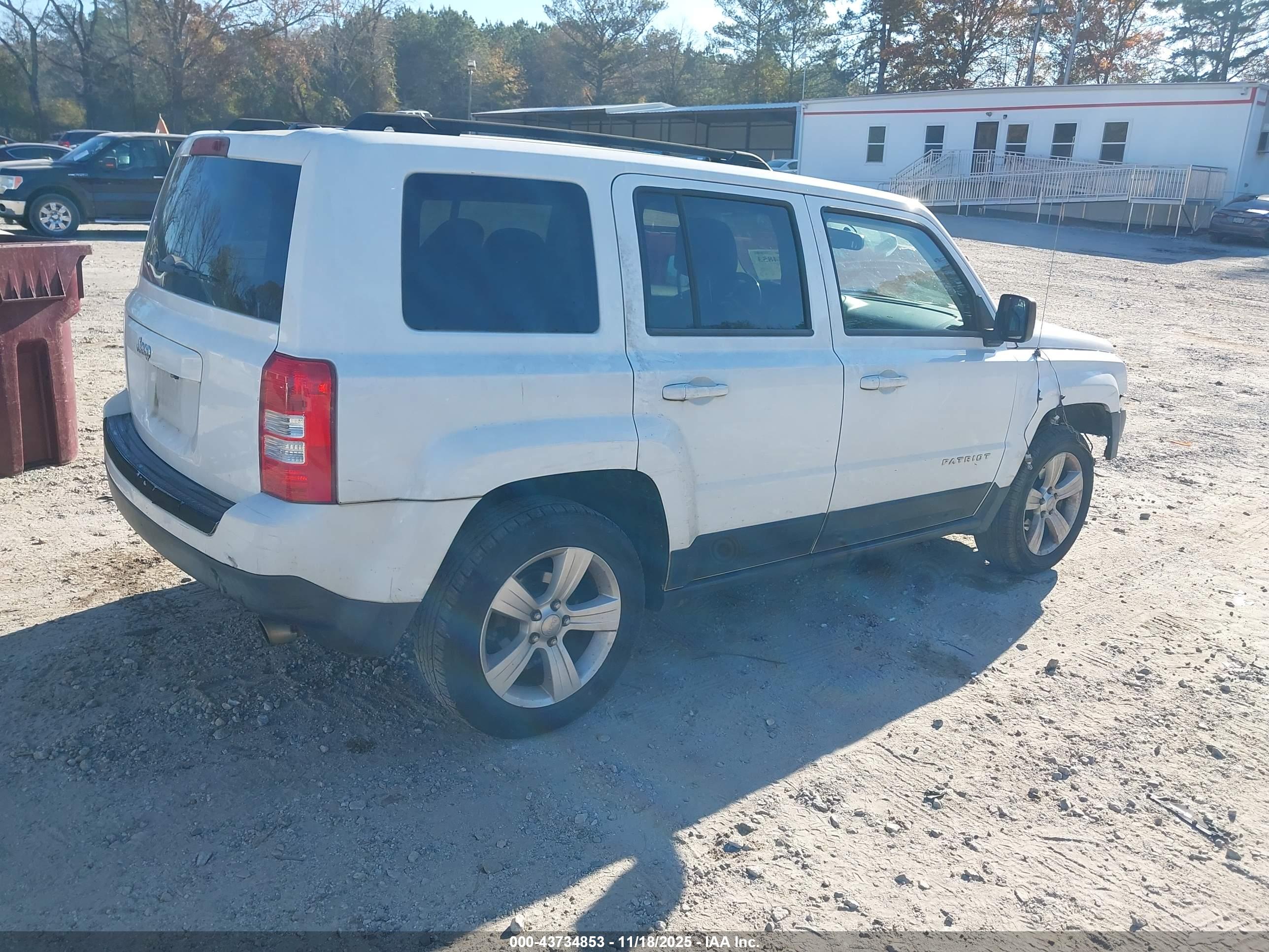 JEEP PATRIOT image 4