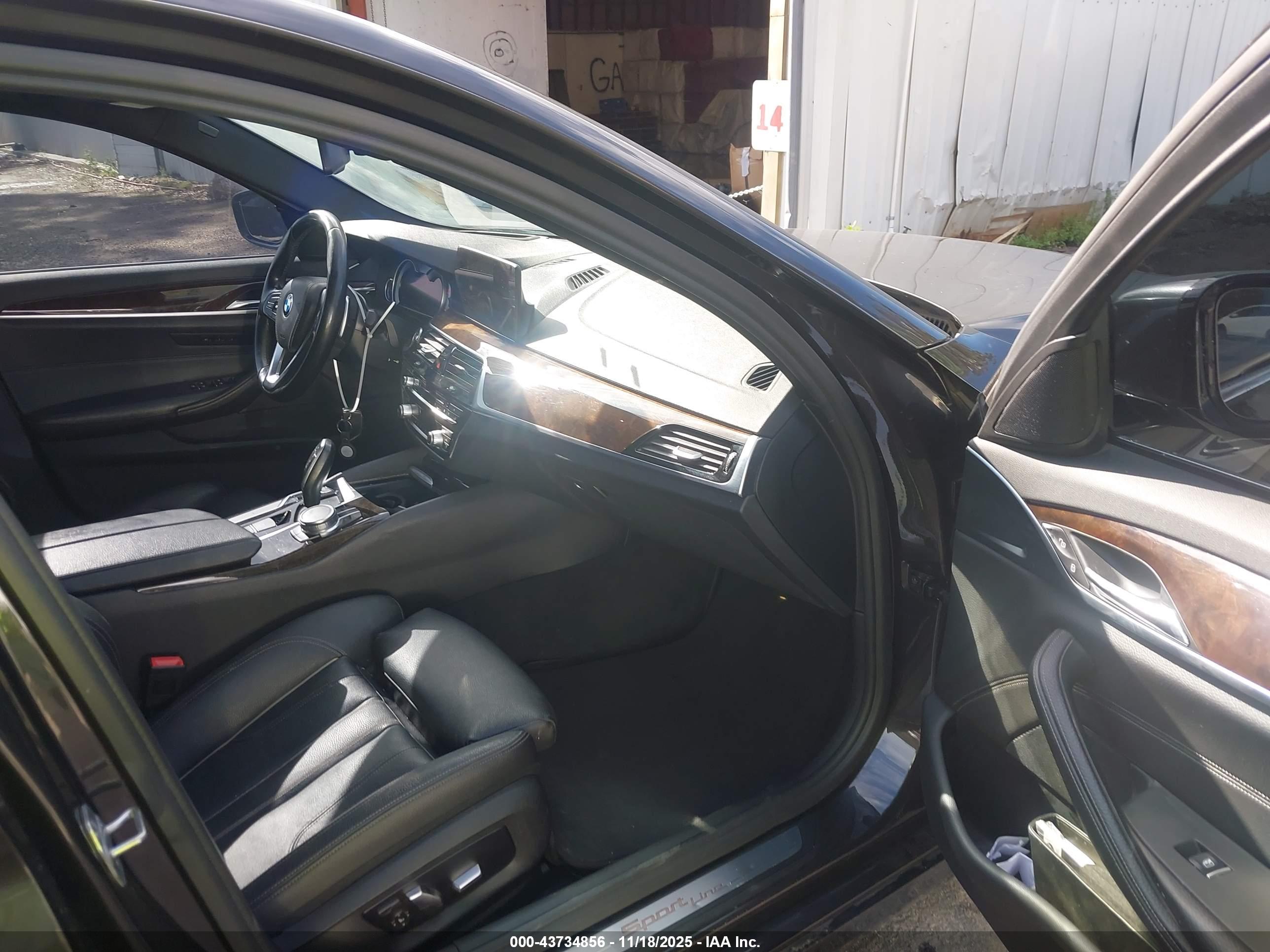 BMW 530I image 5