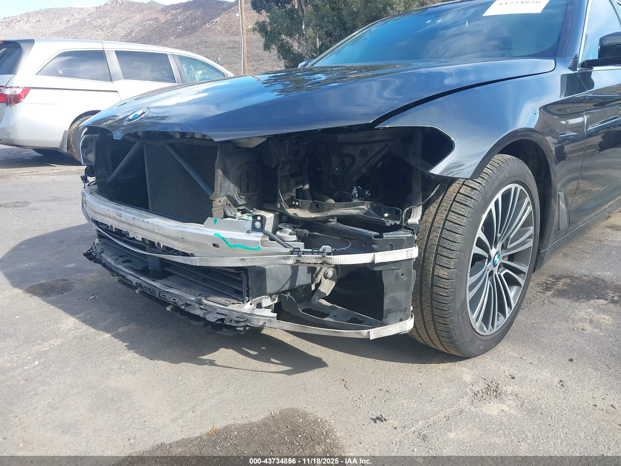 BMW 530I image 6