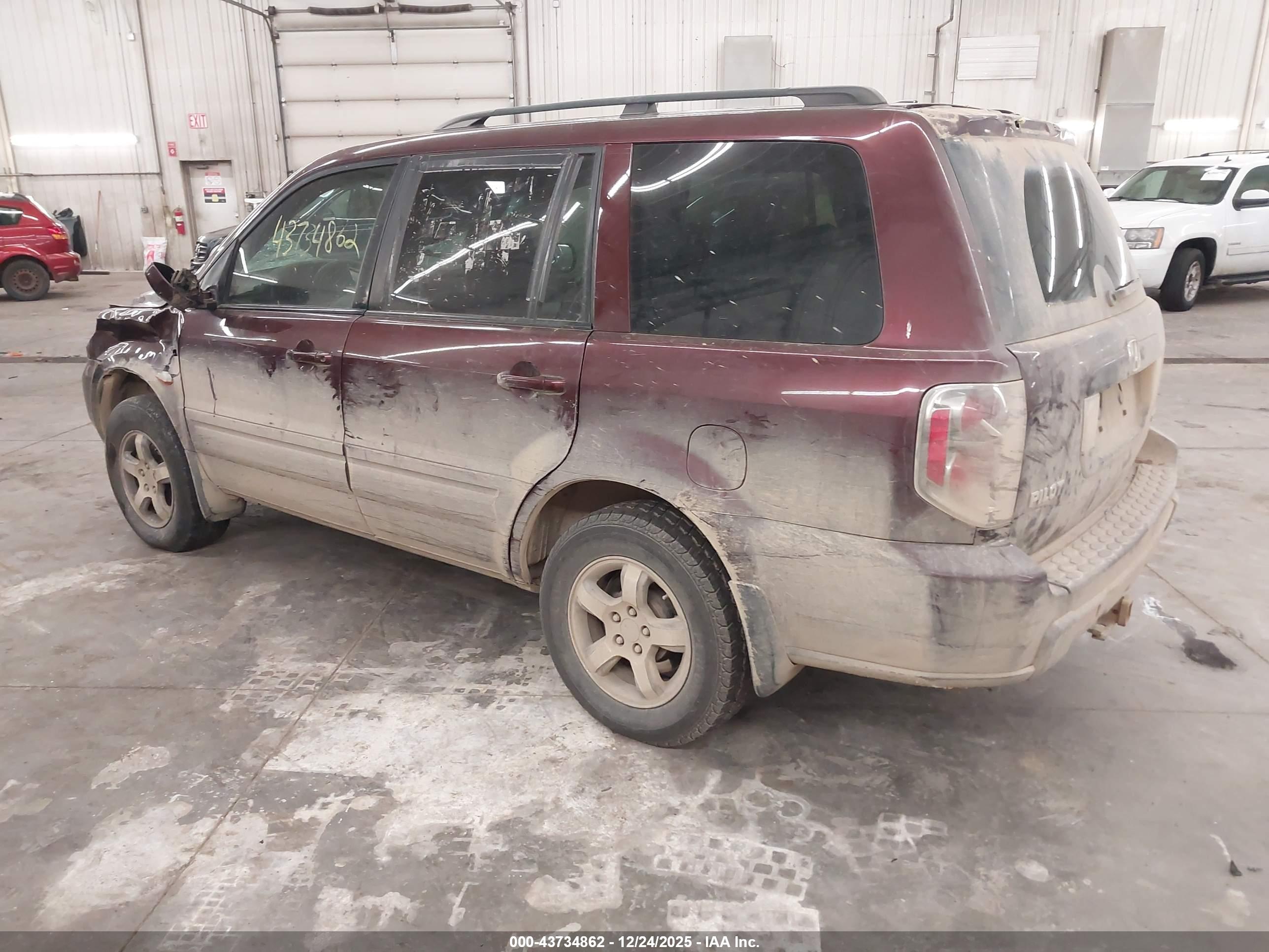 HONDA PILOT image 3