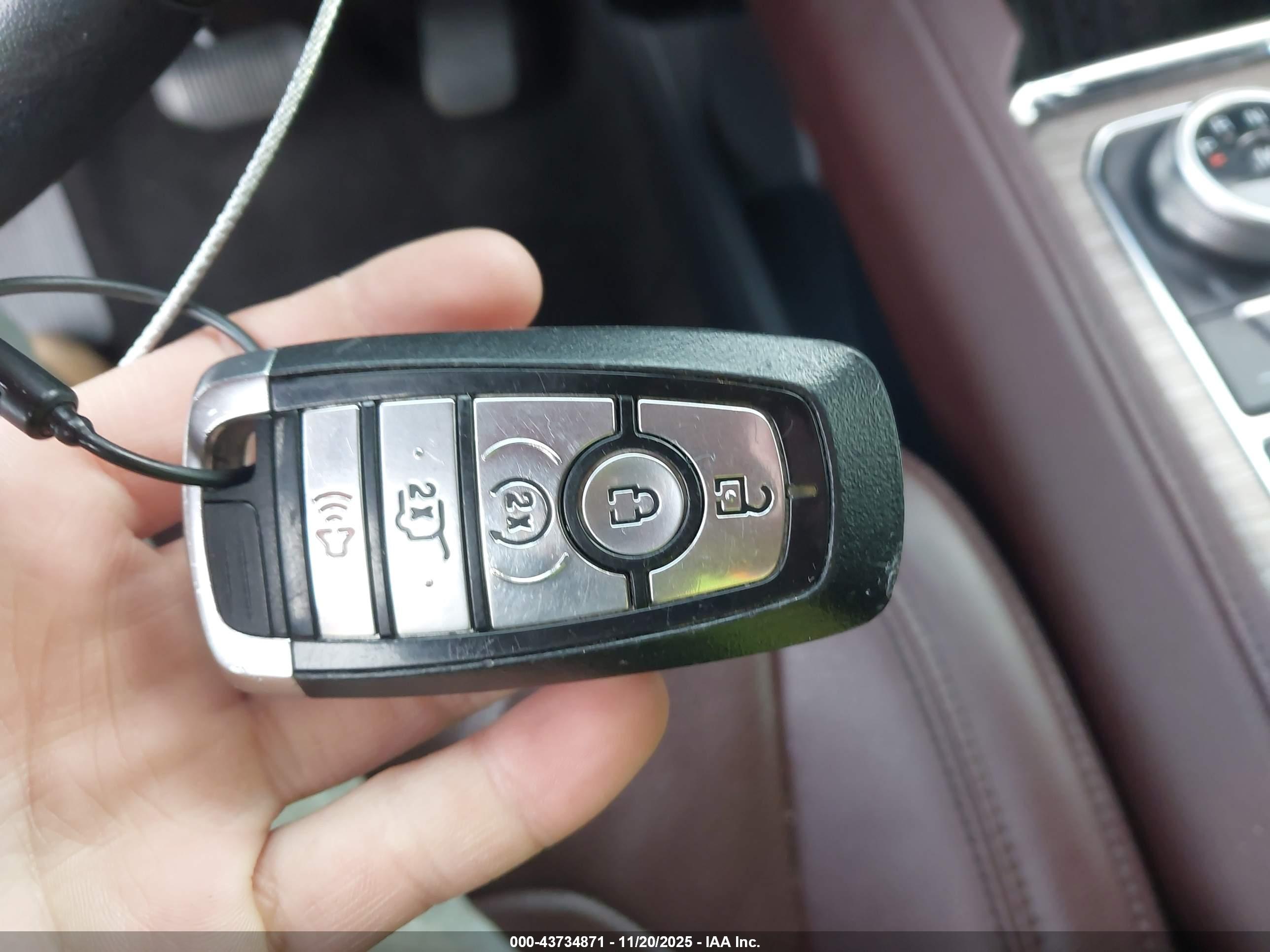 FORD EXPEDITION image 11