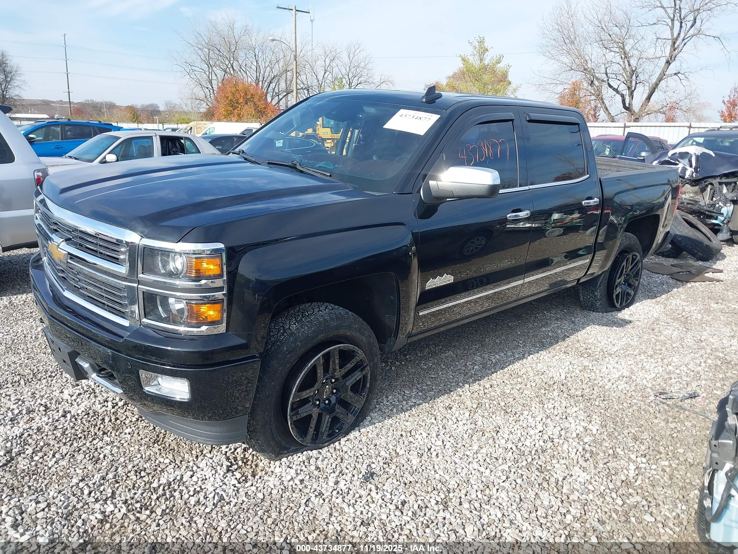 CHEVROLET SILVERADO image 2