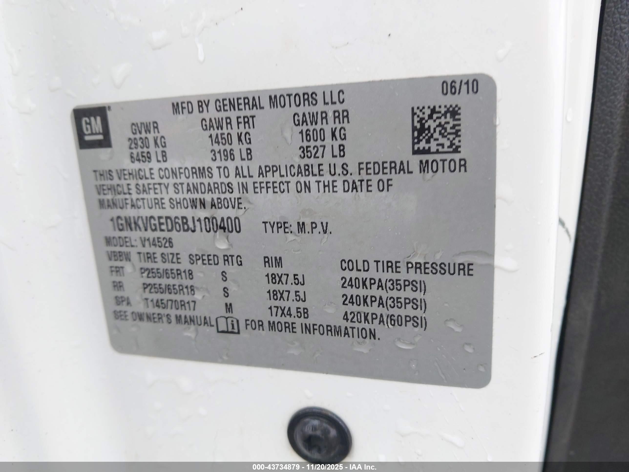 CHEVROLET TRAVERSE image 9