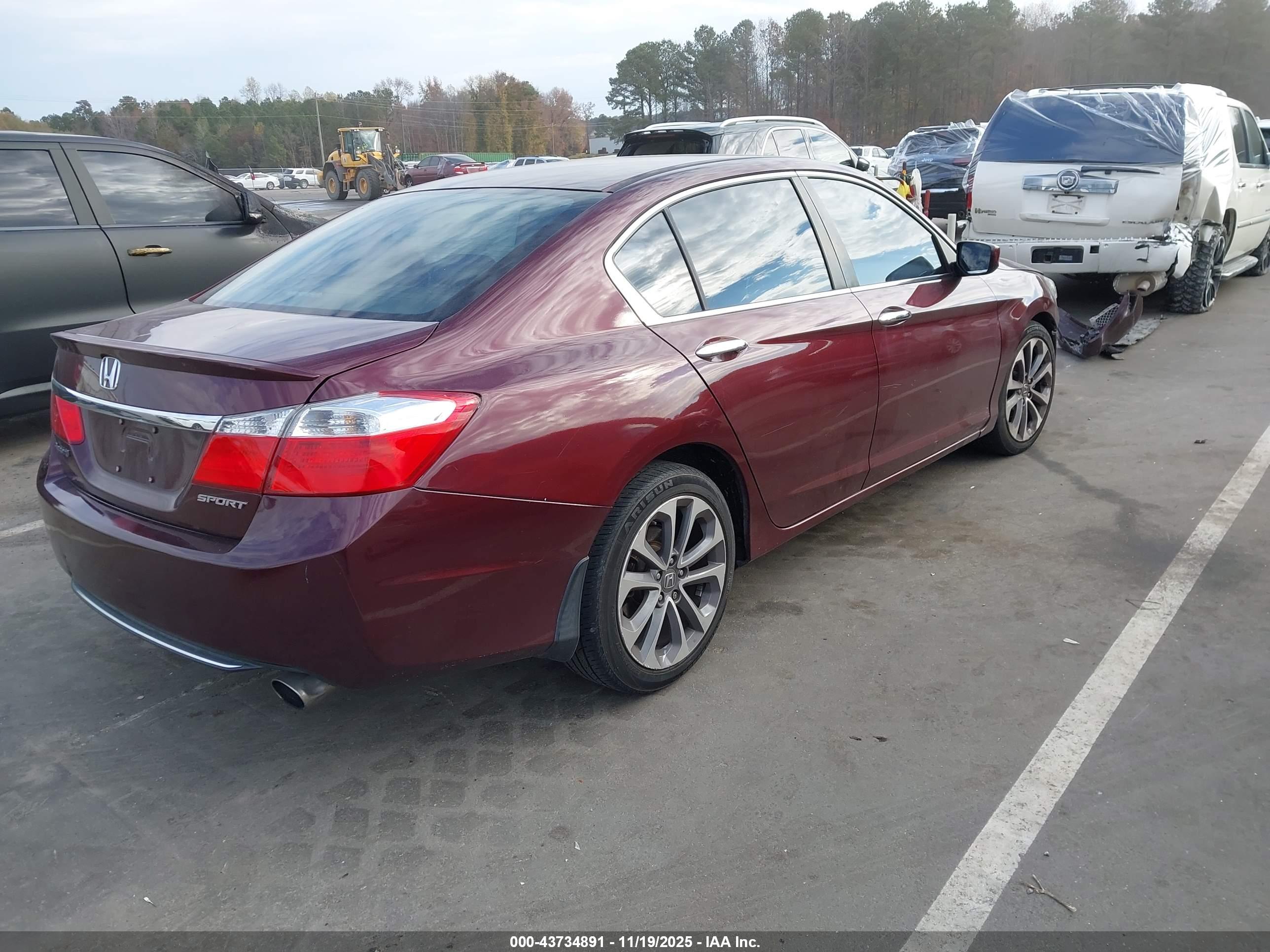 HONDA ACCORD image 4