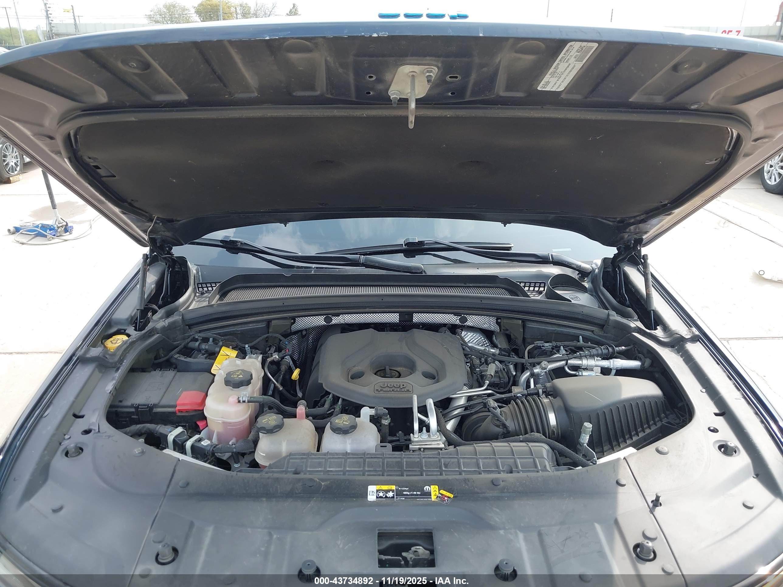JEEP GRAND image 10
