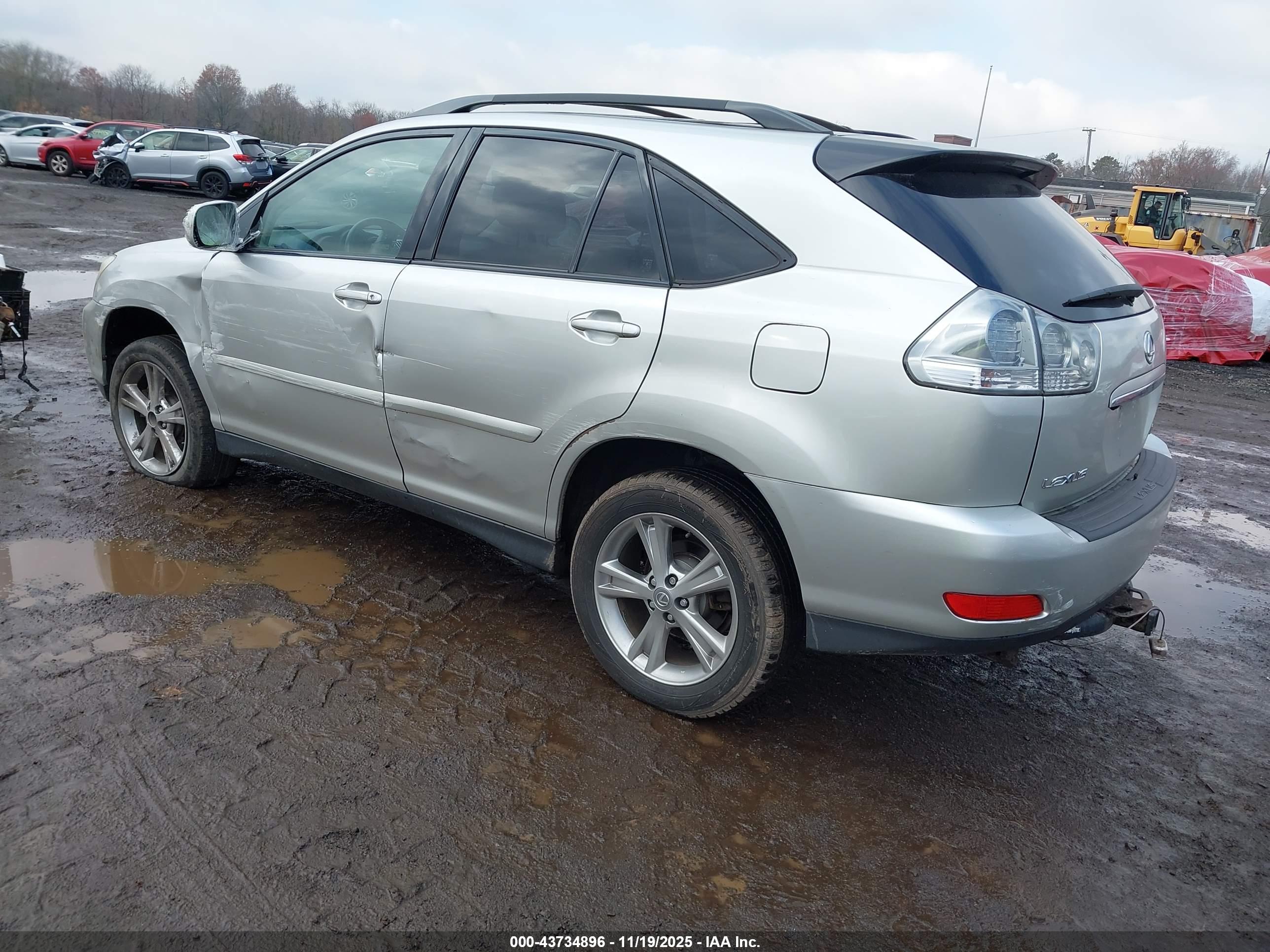 LEXUS RX image 3