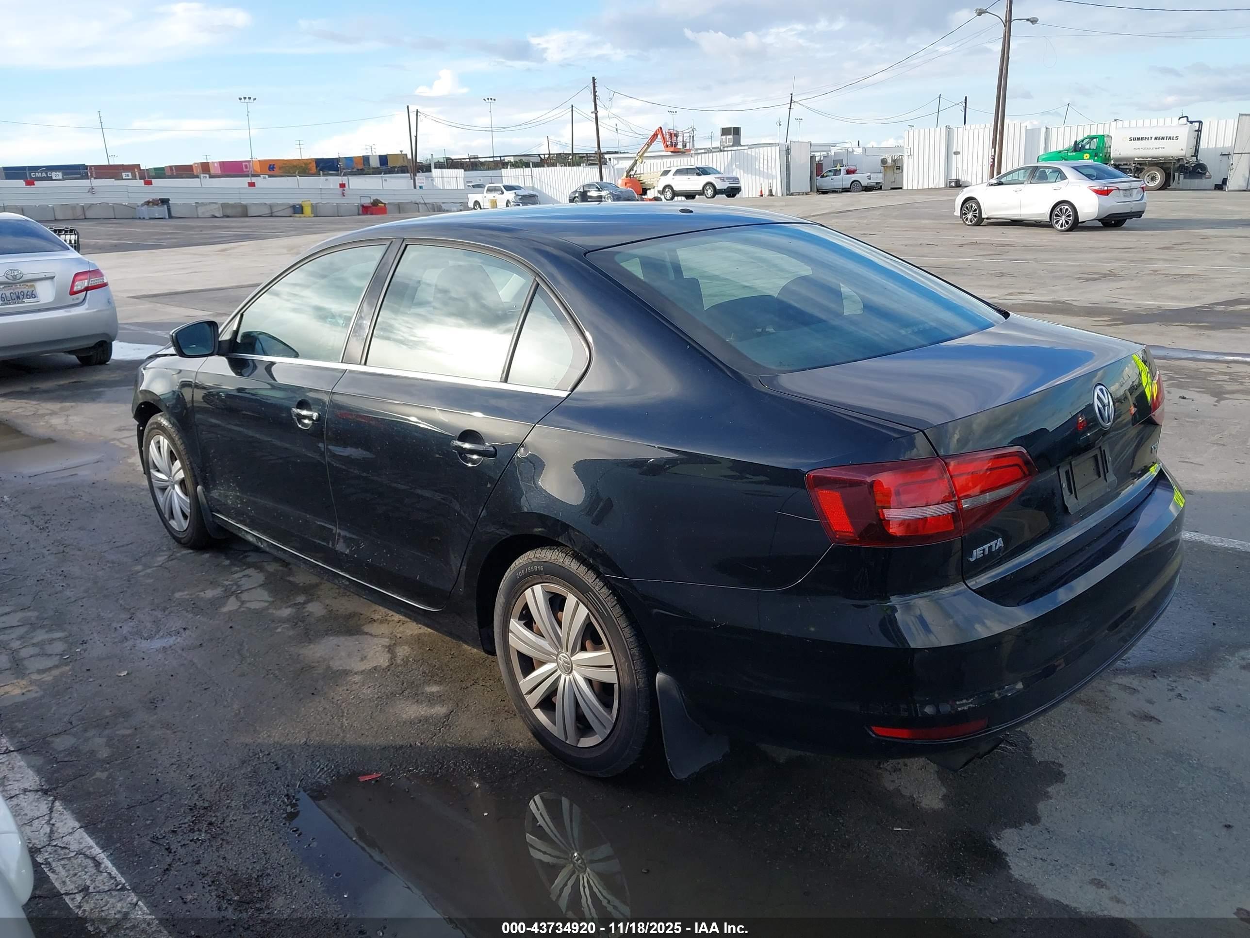 VOLKSWAGEN JETTA image 3