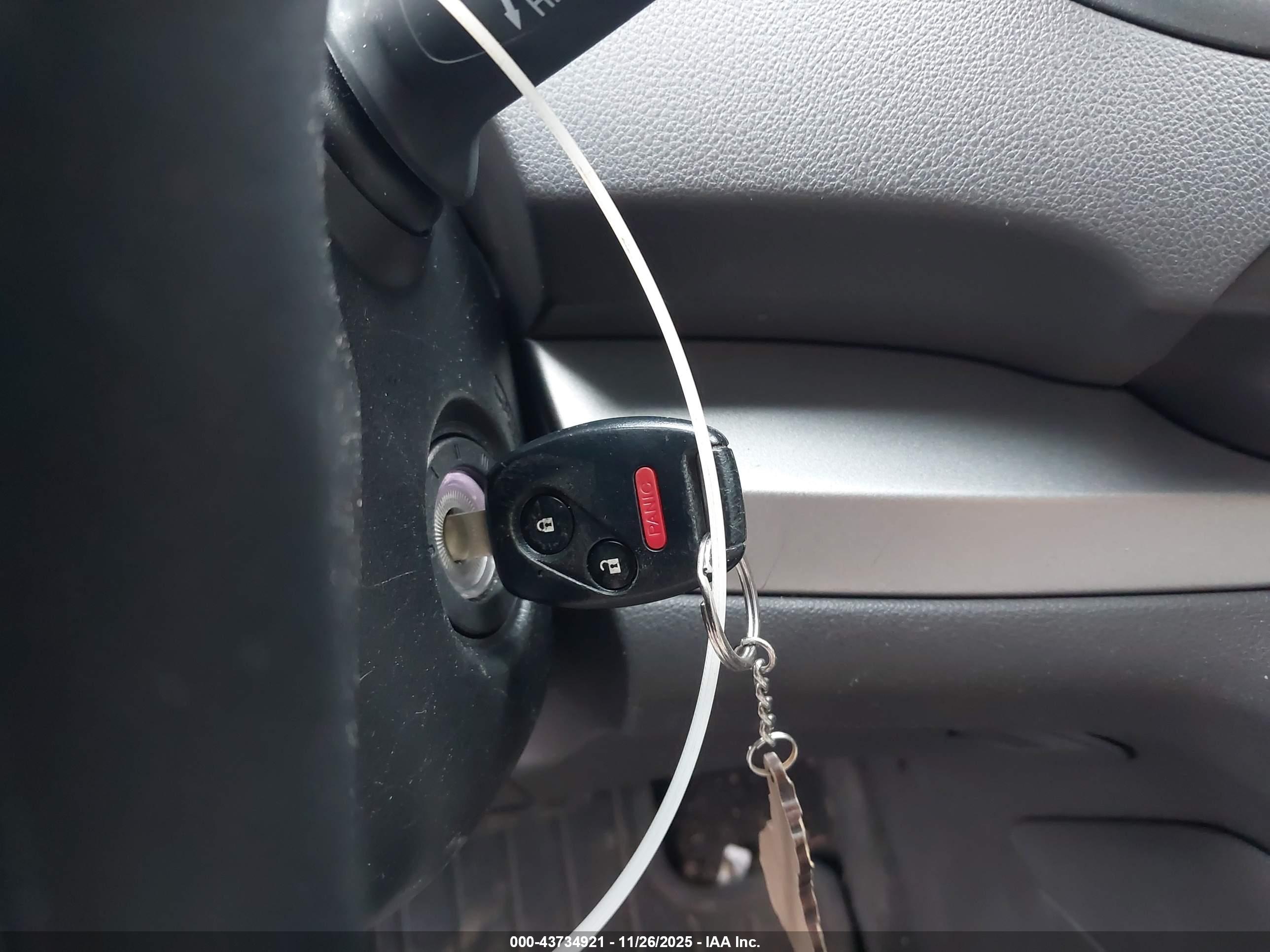 HONDA CR-V image 11