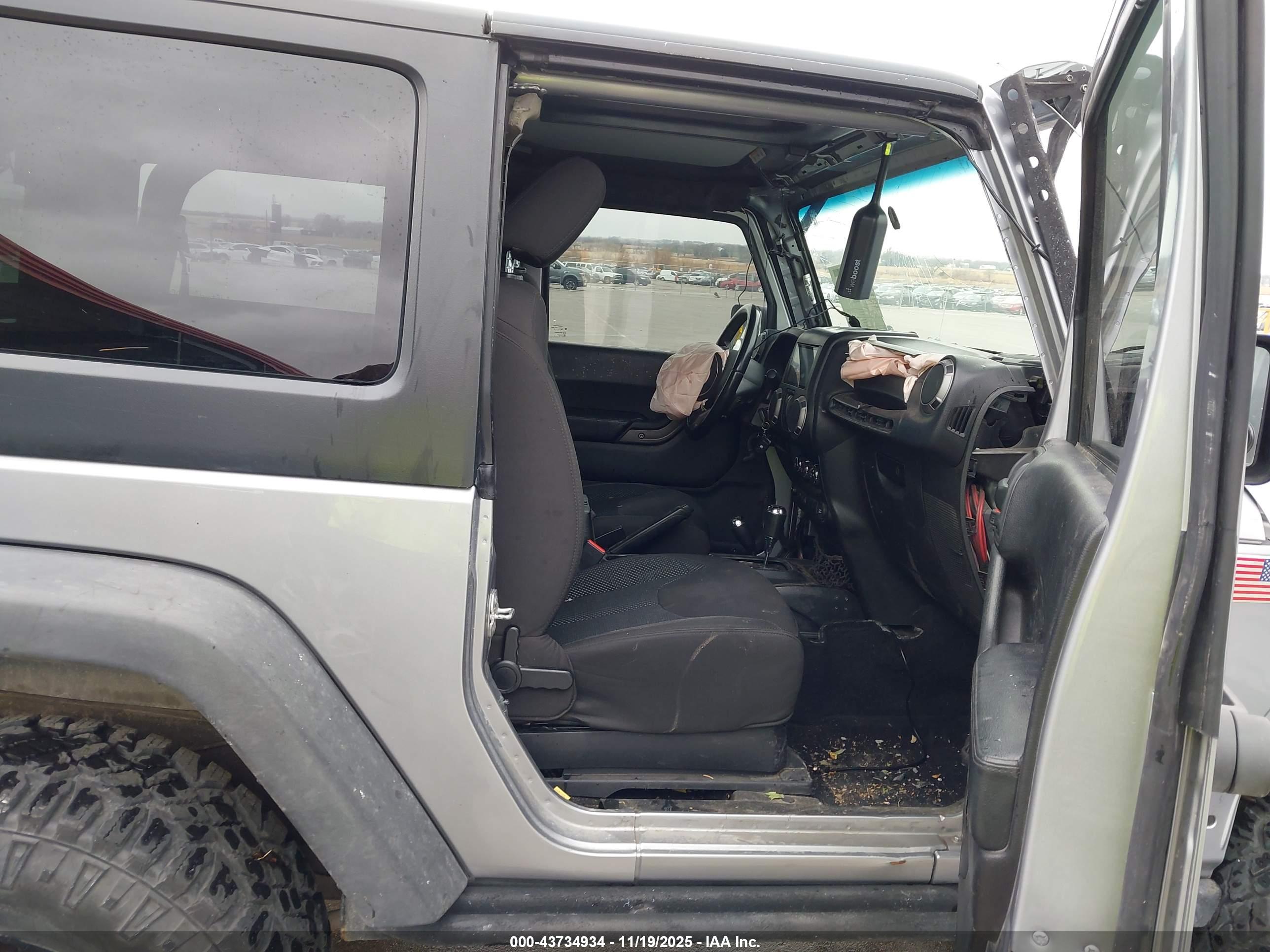 JEEP WRANGLER image 5