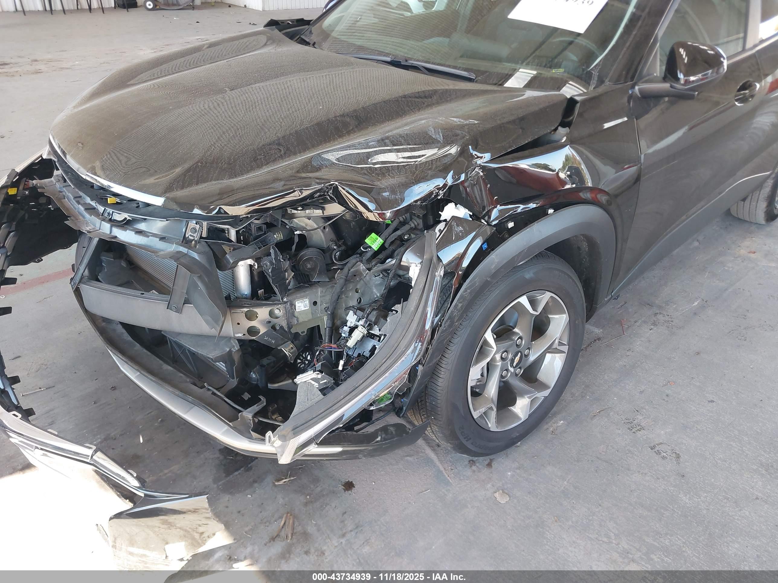 CHEVROLET TRAX image 6