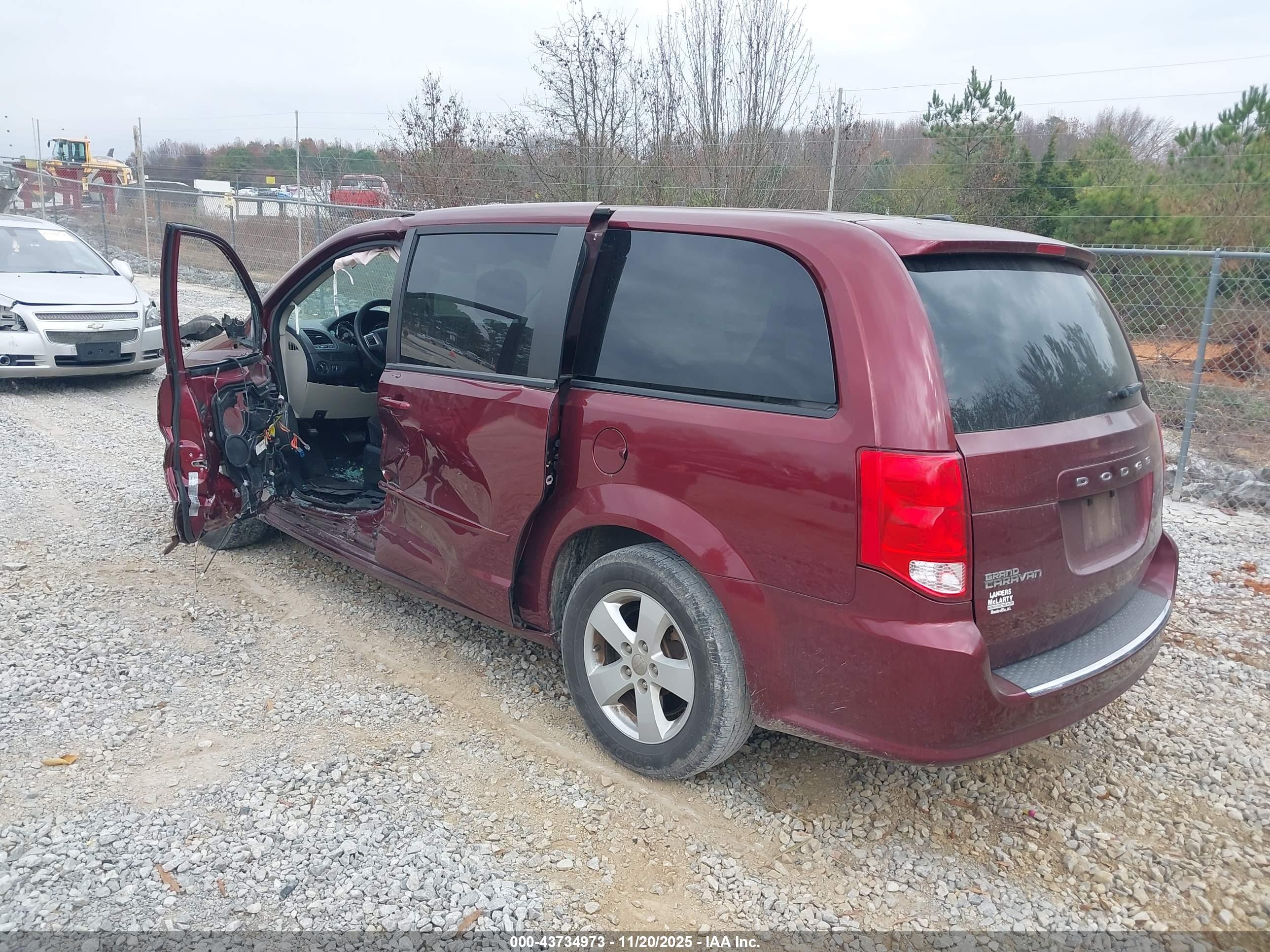 DODGE GRAND image 3