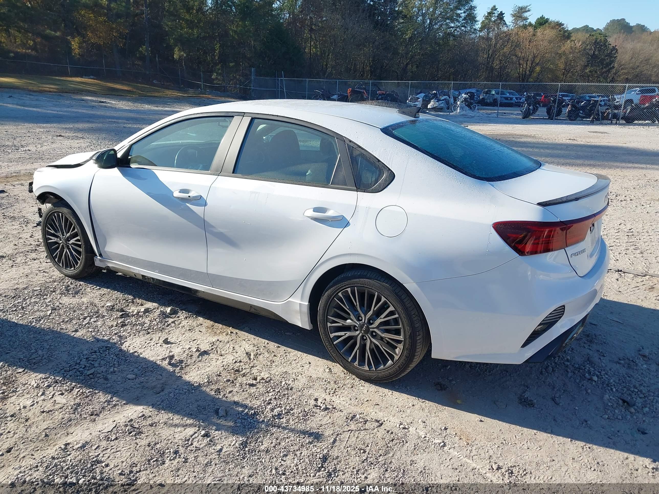 KIA FORTE image 3