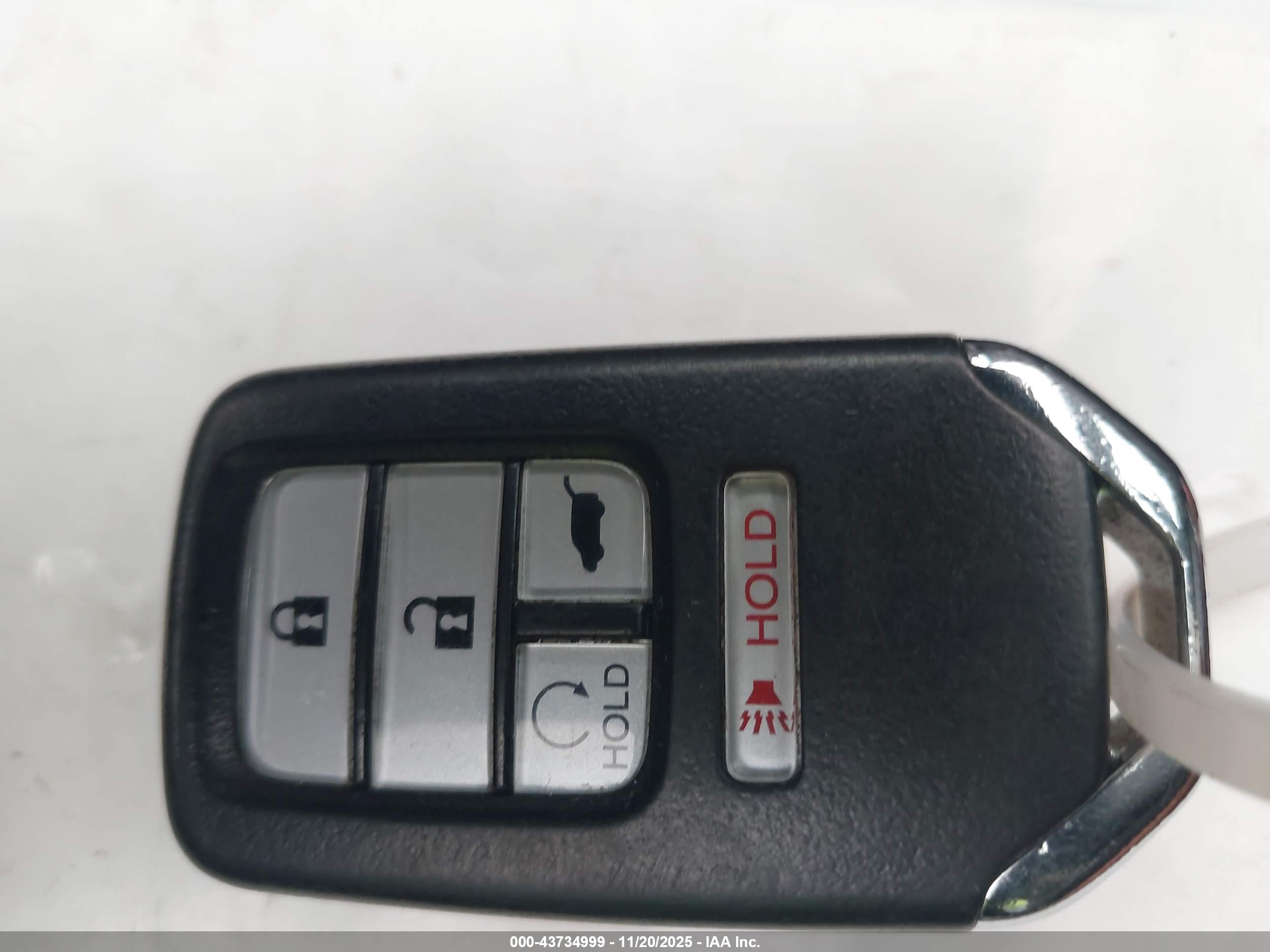 HONDA CR-V image 11