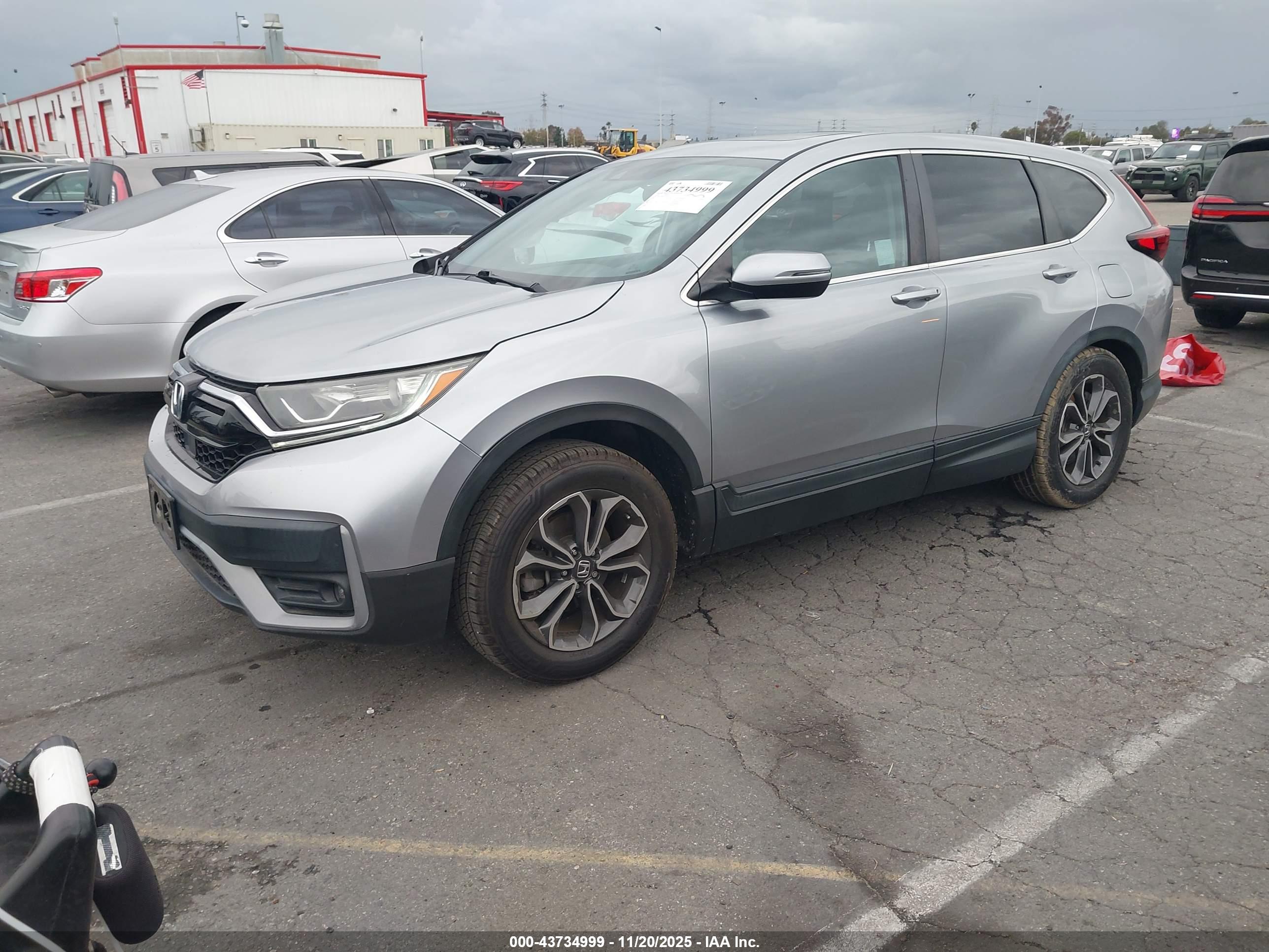 HONDA CR-V image 2