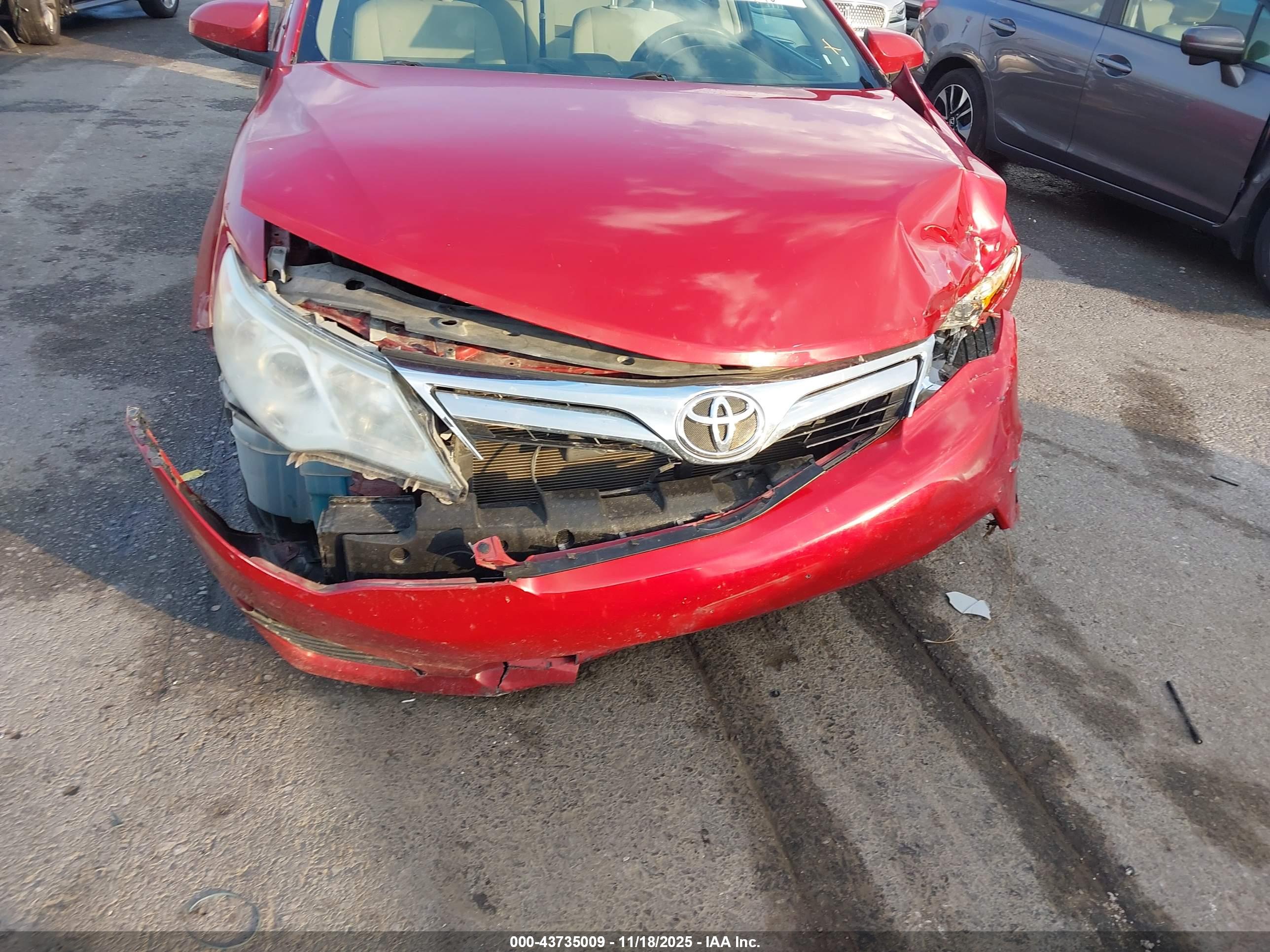 TOYOTA CAMRY image 6