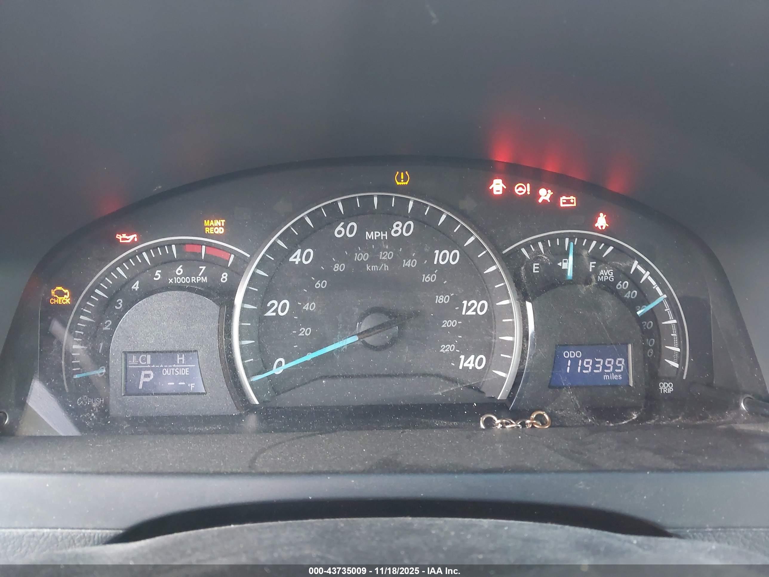 TOYOTA CAMRY image 7