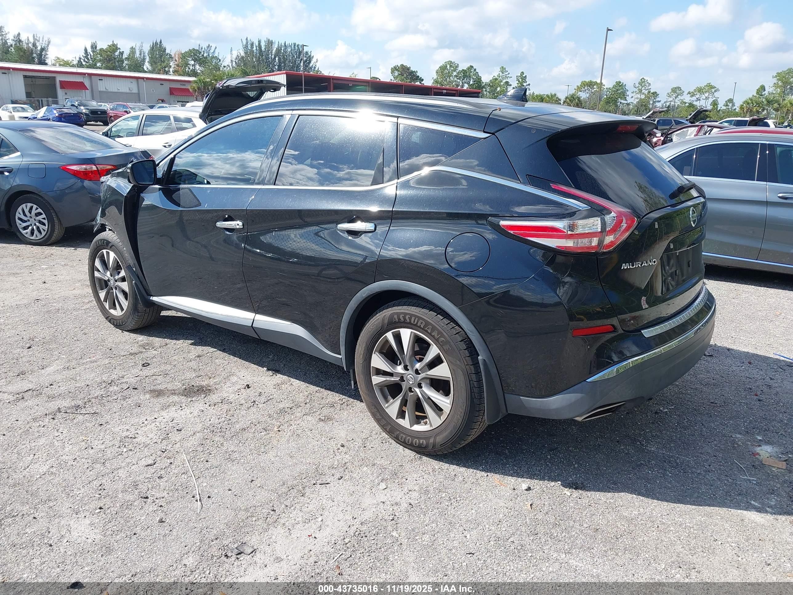NISSAN MURANO image 3