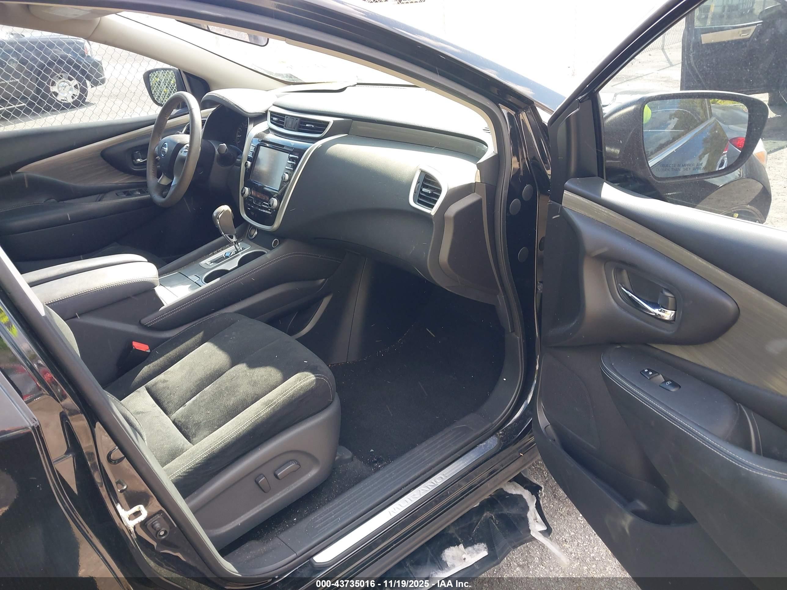NISSAN MURANO image 5