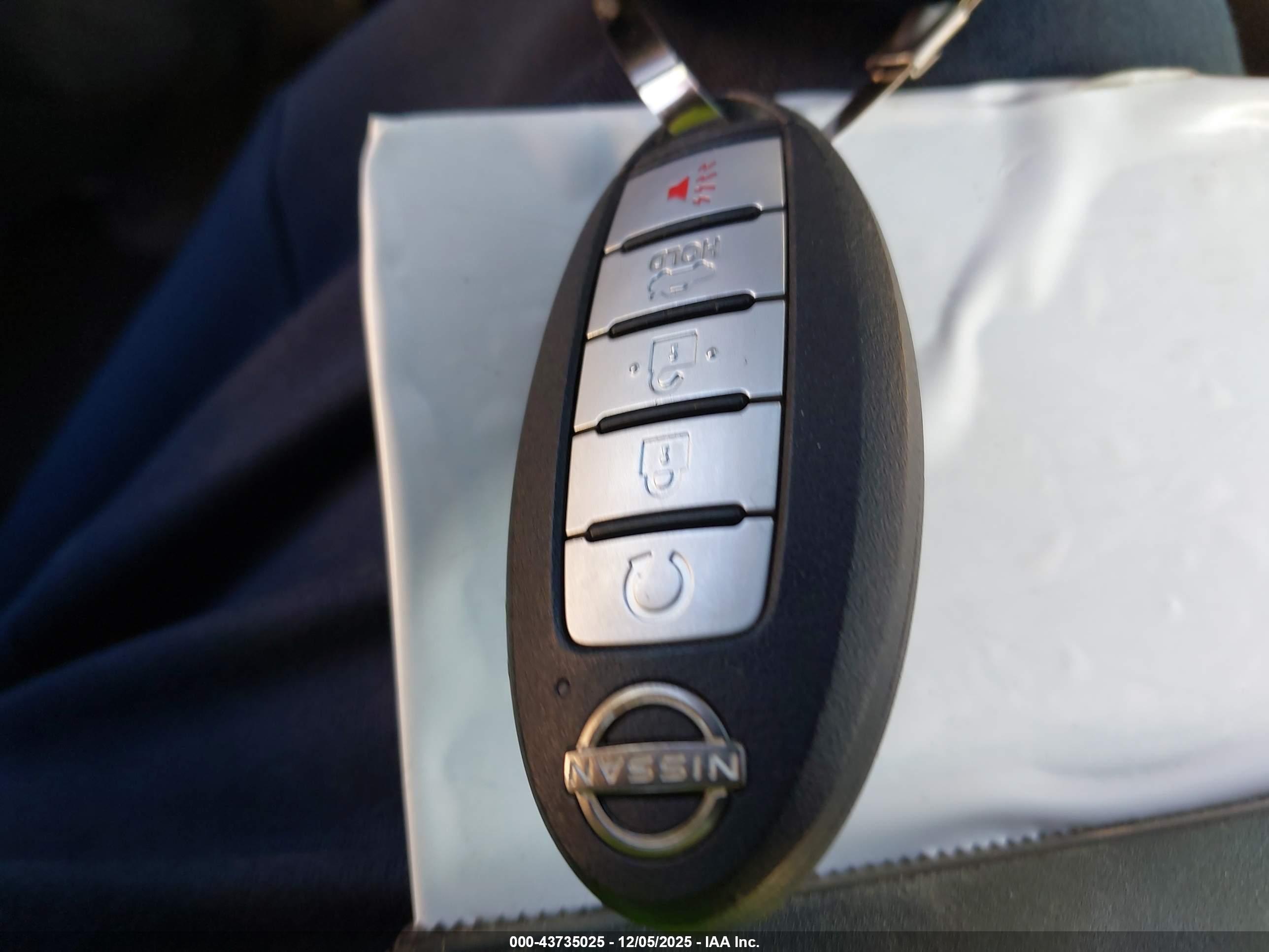 NISSAN ALTIMA image 11