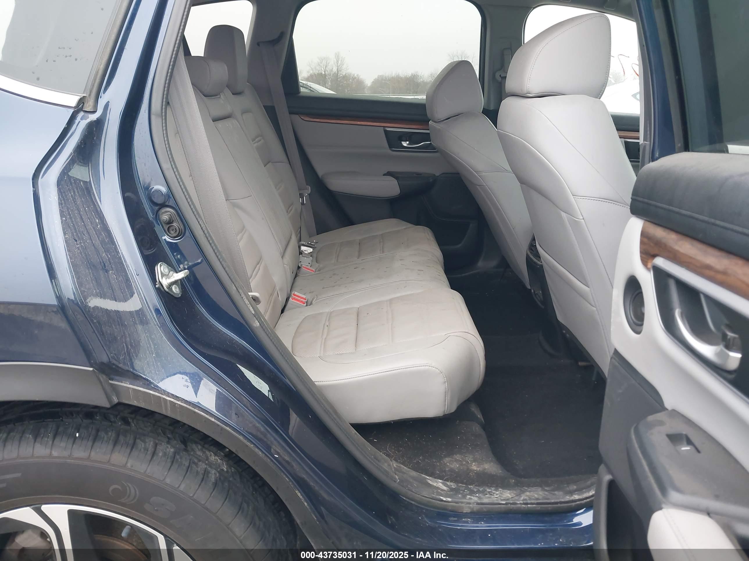 HONDA CR-V image 8
