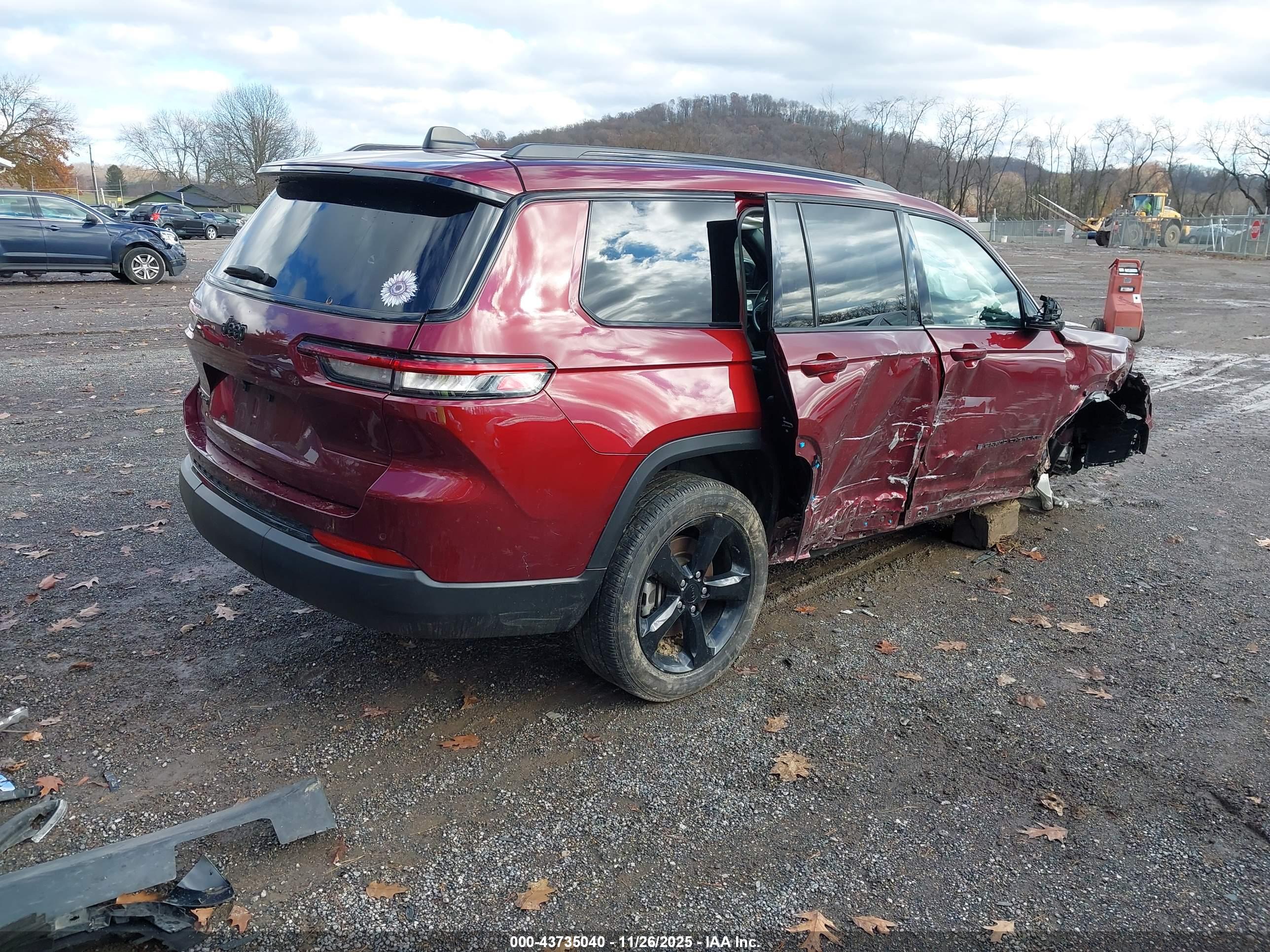 JEEP GRAND image 4