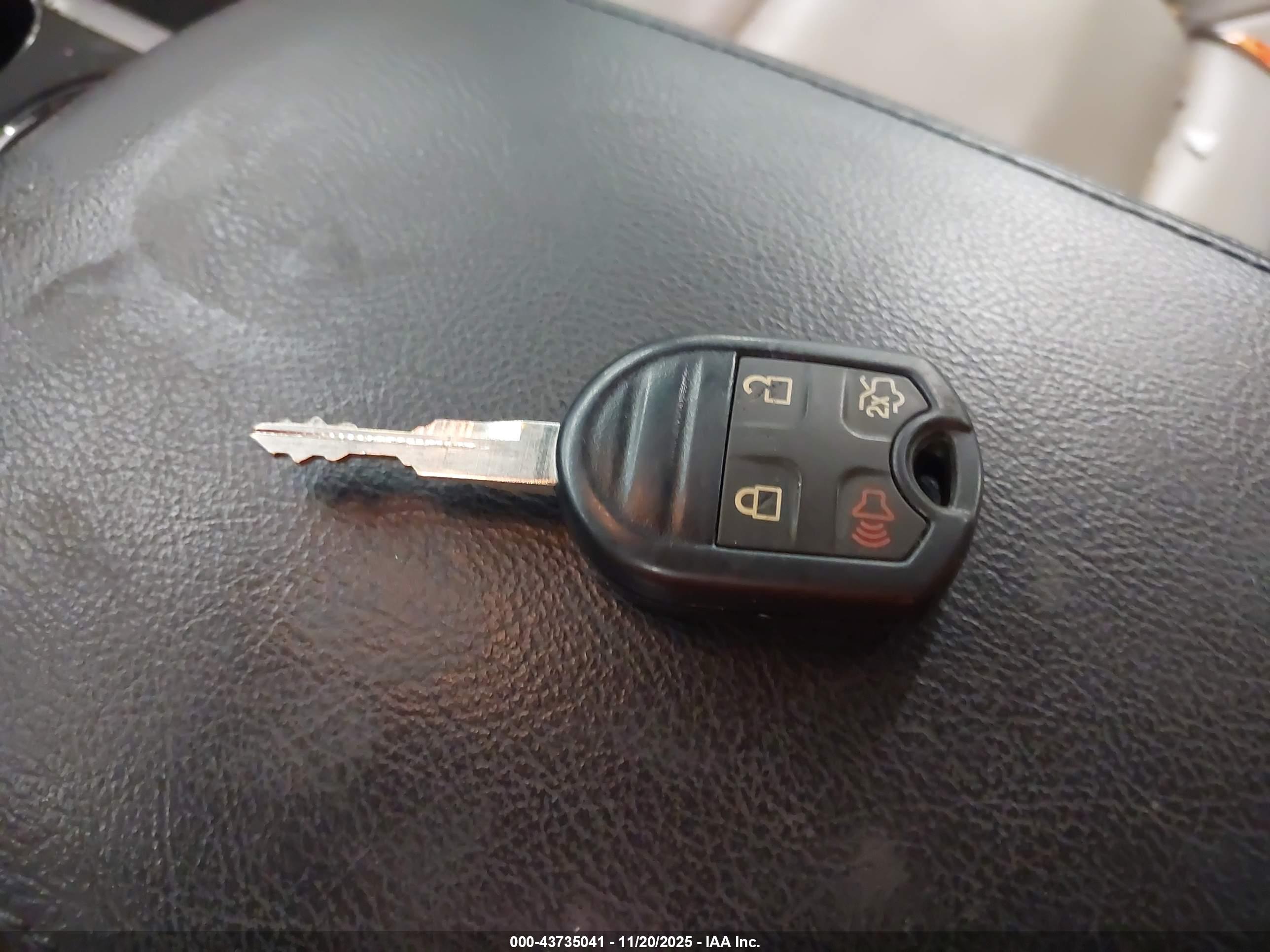 FORD EXPLORER image 11