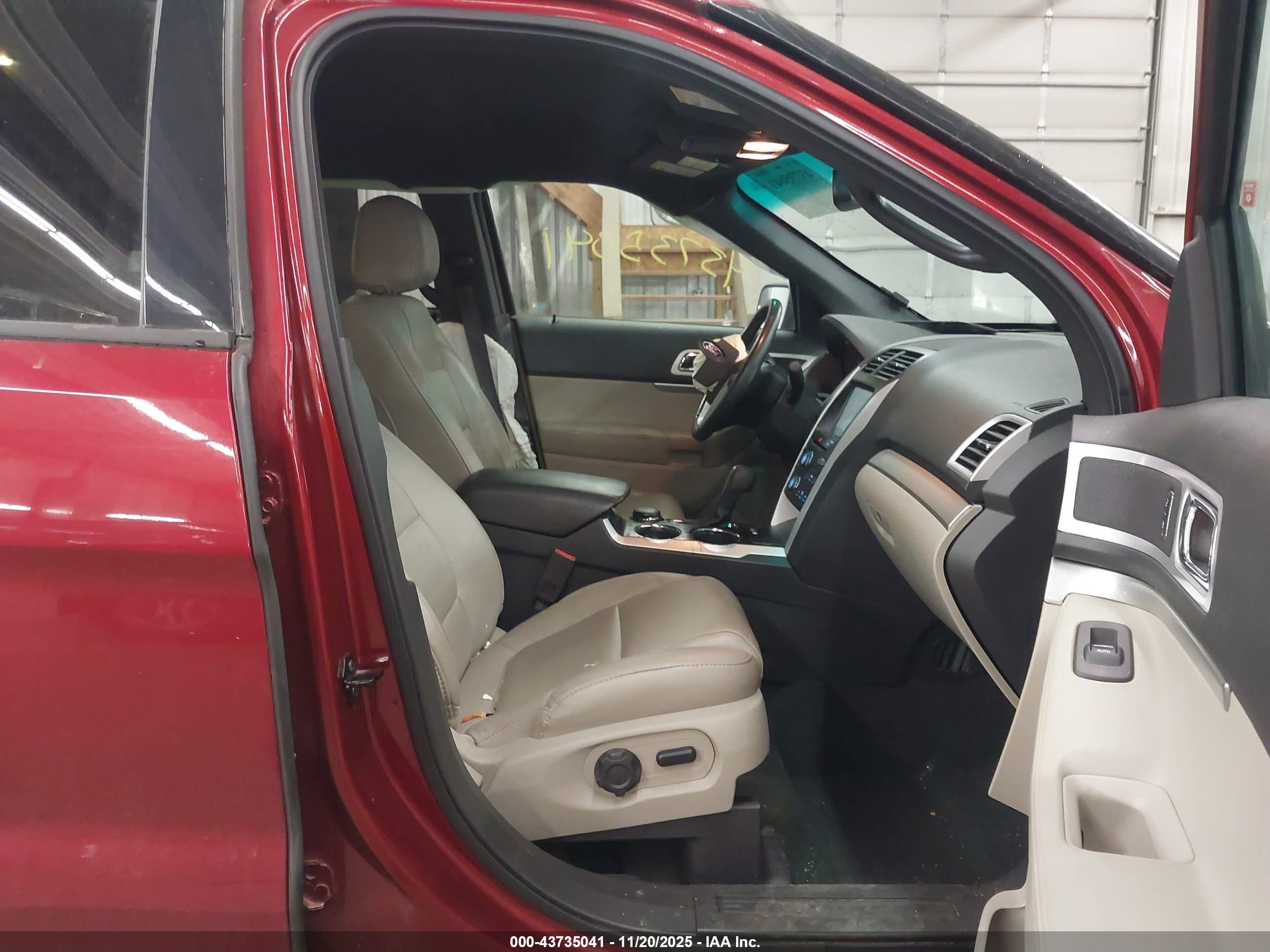 FORD EXPLORER image 5