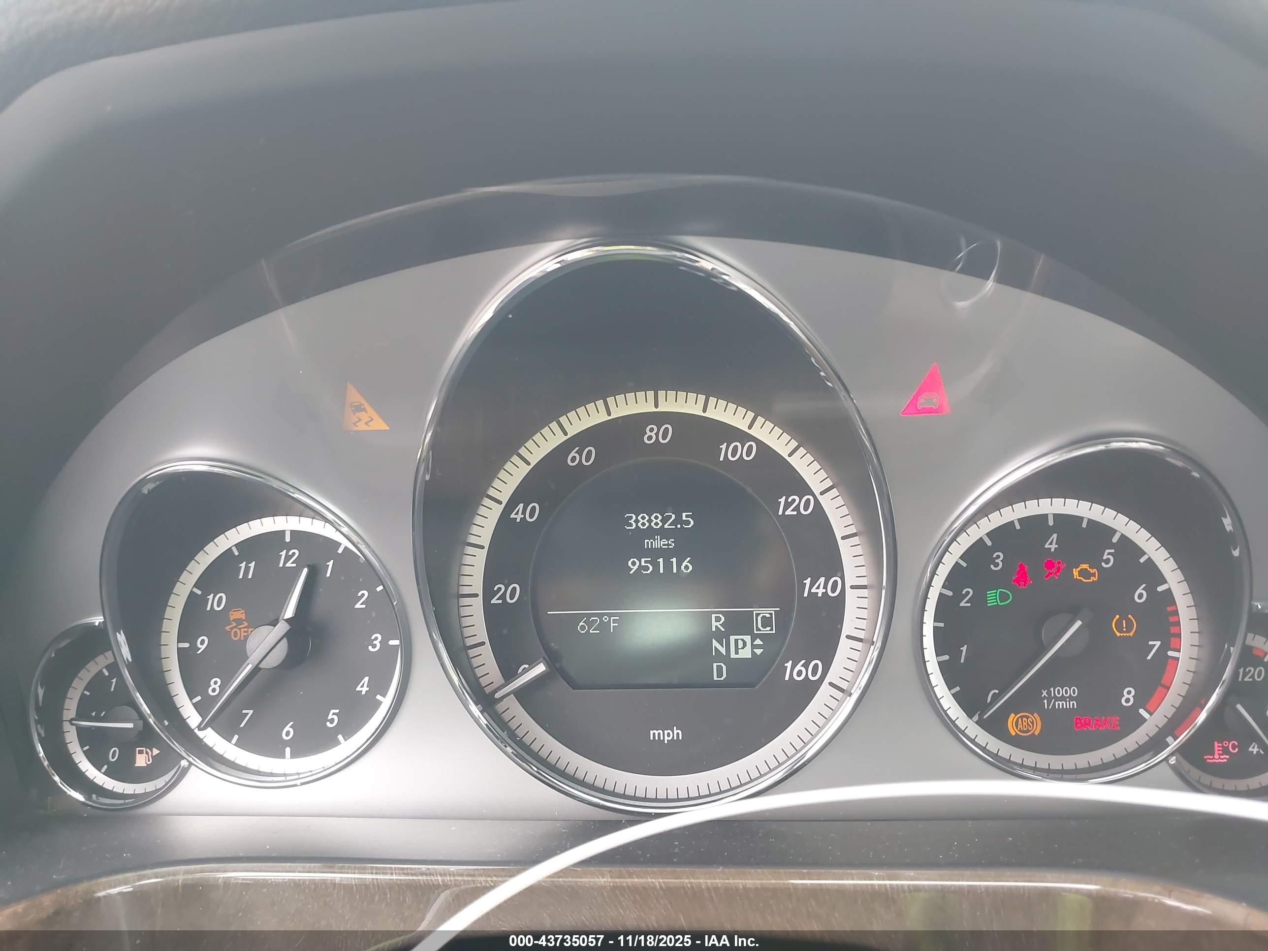 MERCEDES-BENZ E image 7