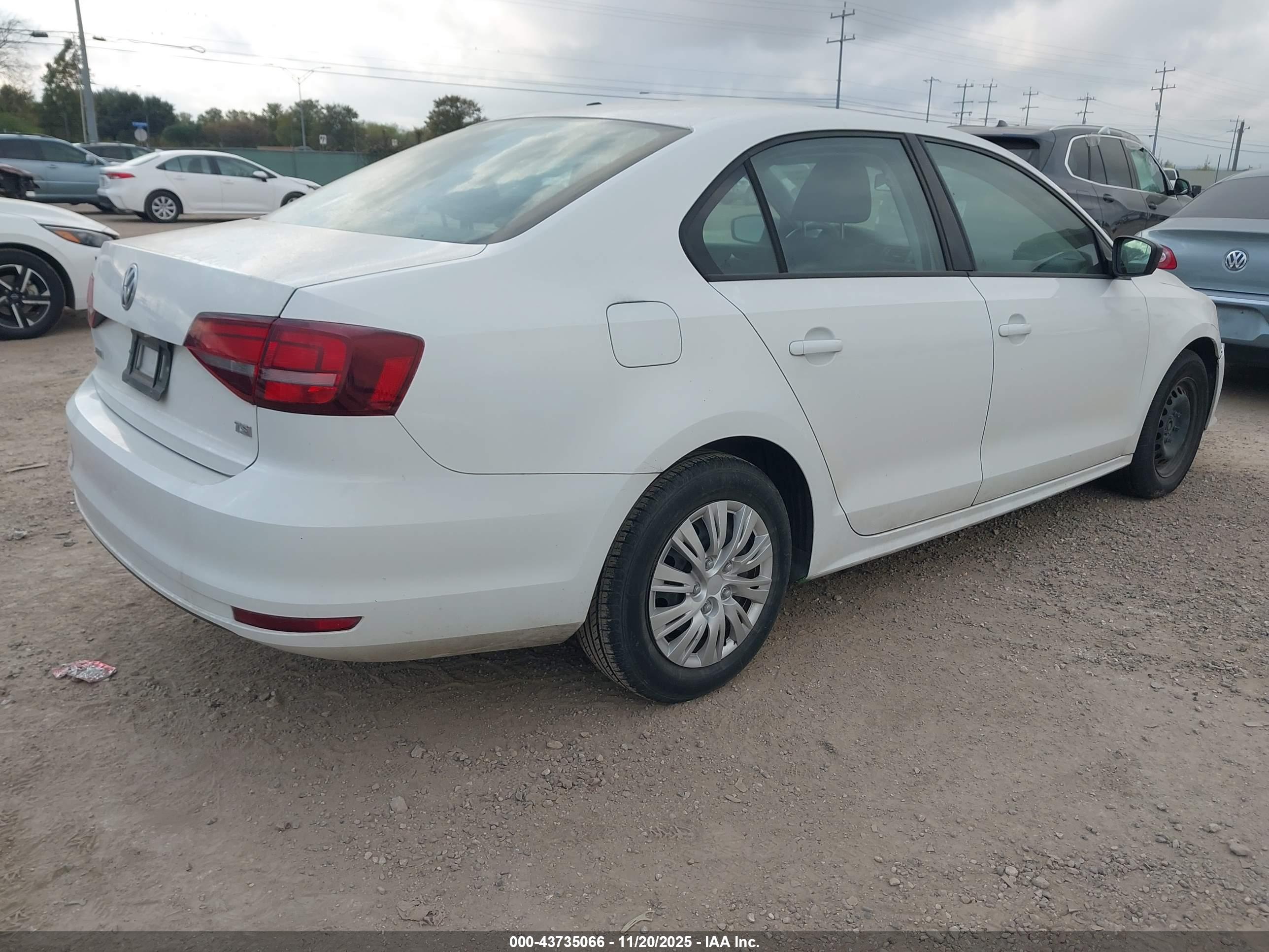 VOLKSWAGEN JETTA image 4