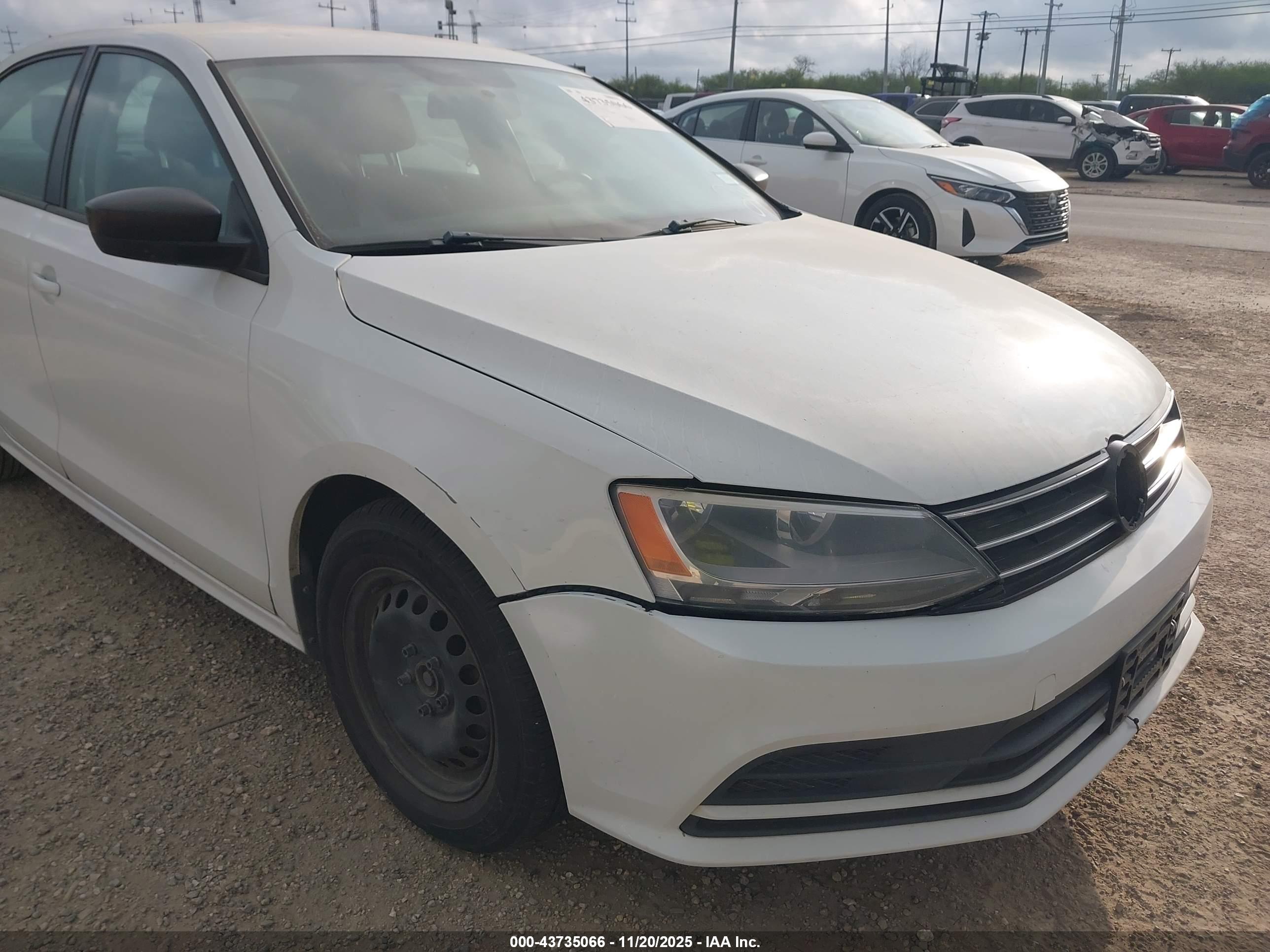 VOLKSWAGEN JETTA image 6