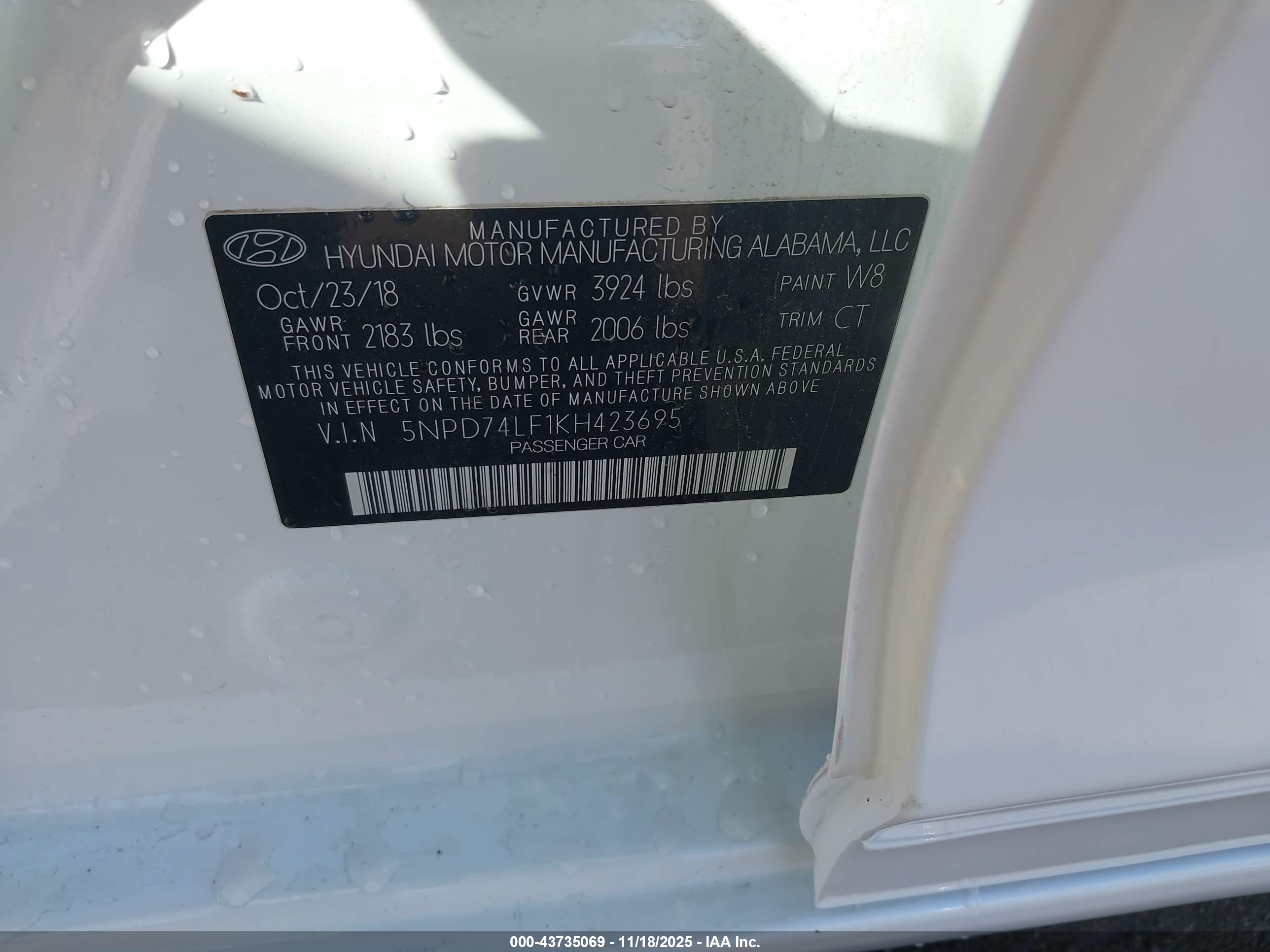 HYUNDAI ELANTRA image 9