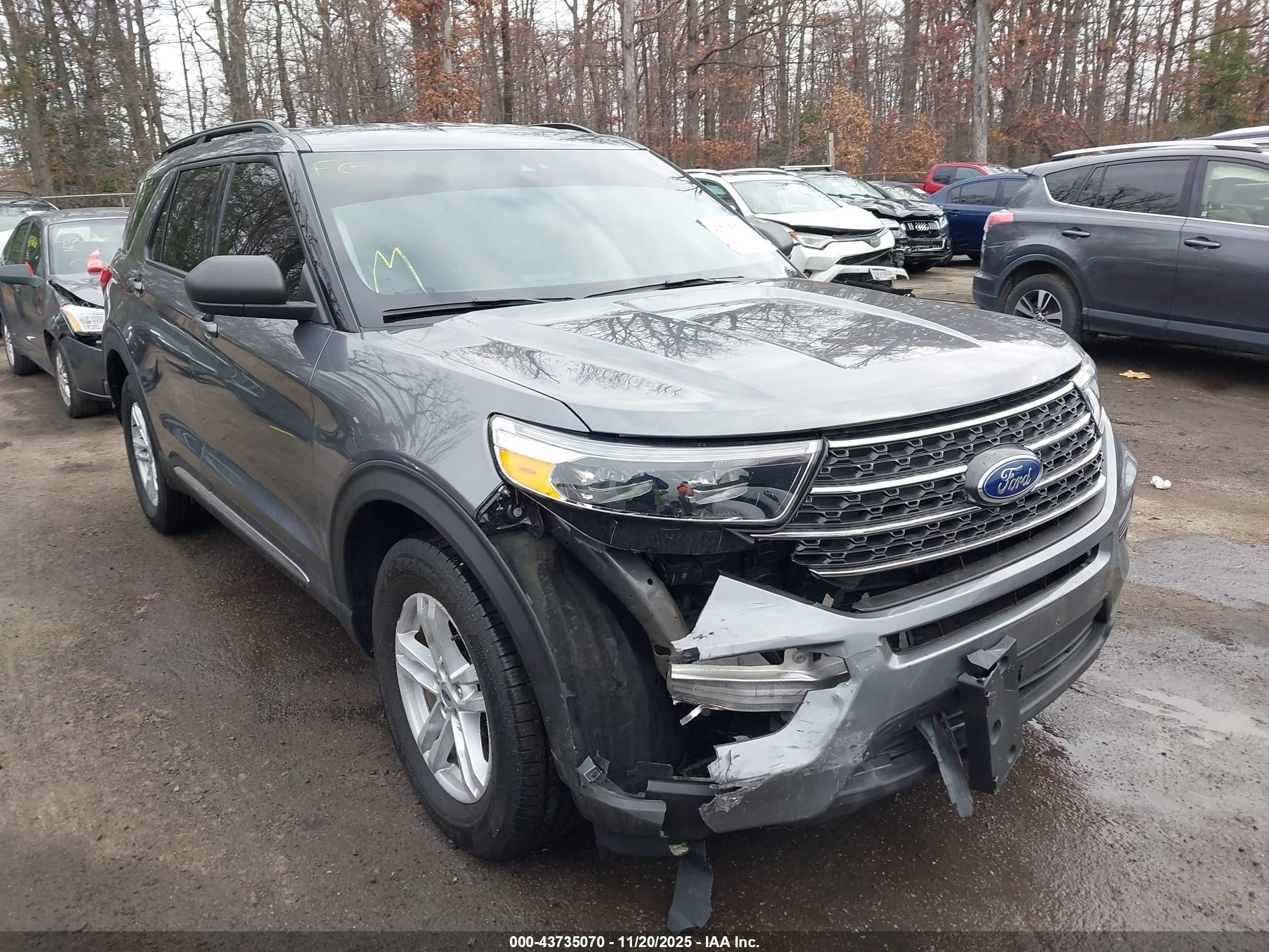 FORD EXPLORER image 6