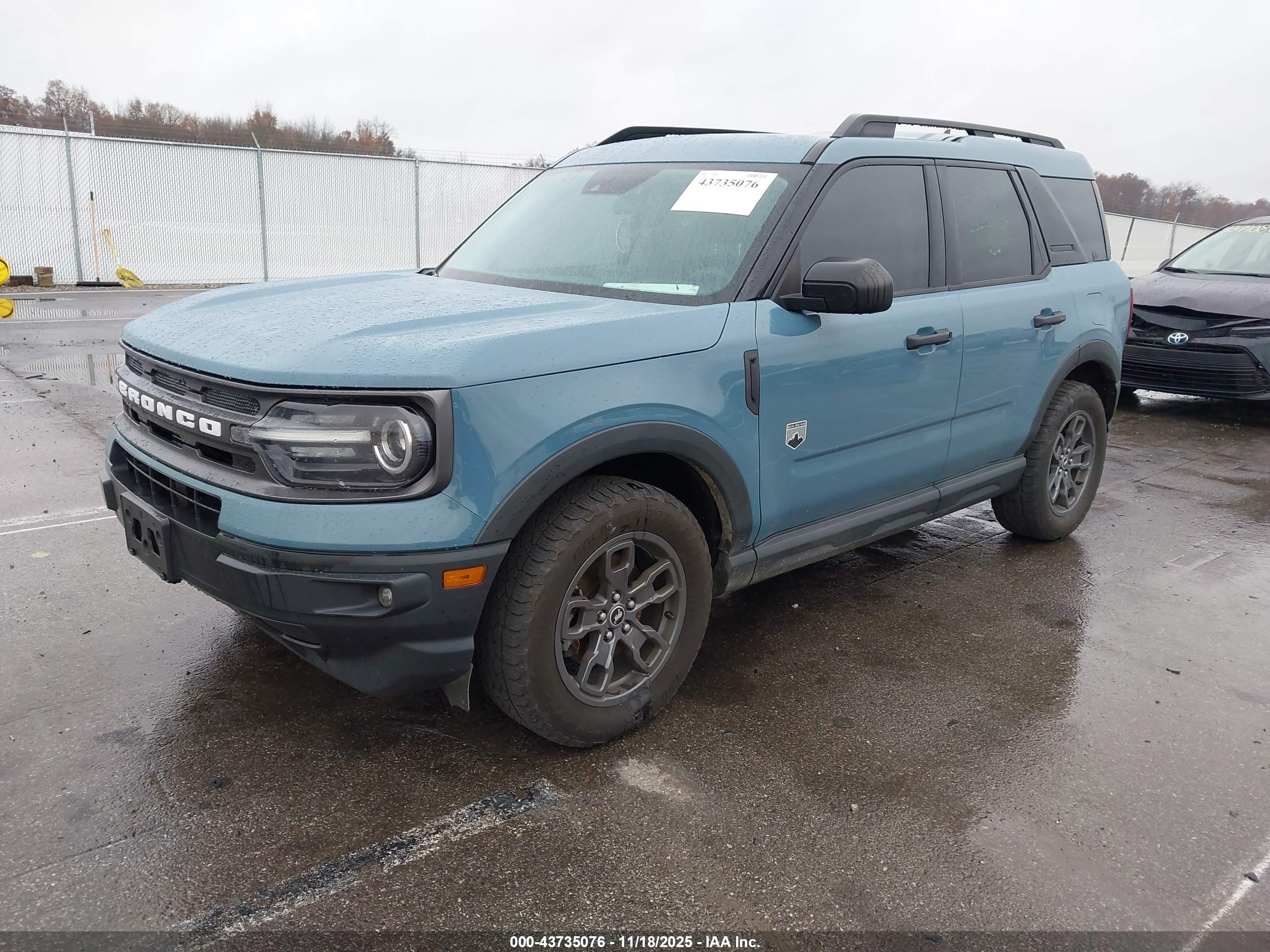 FORD BRONCO image 2