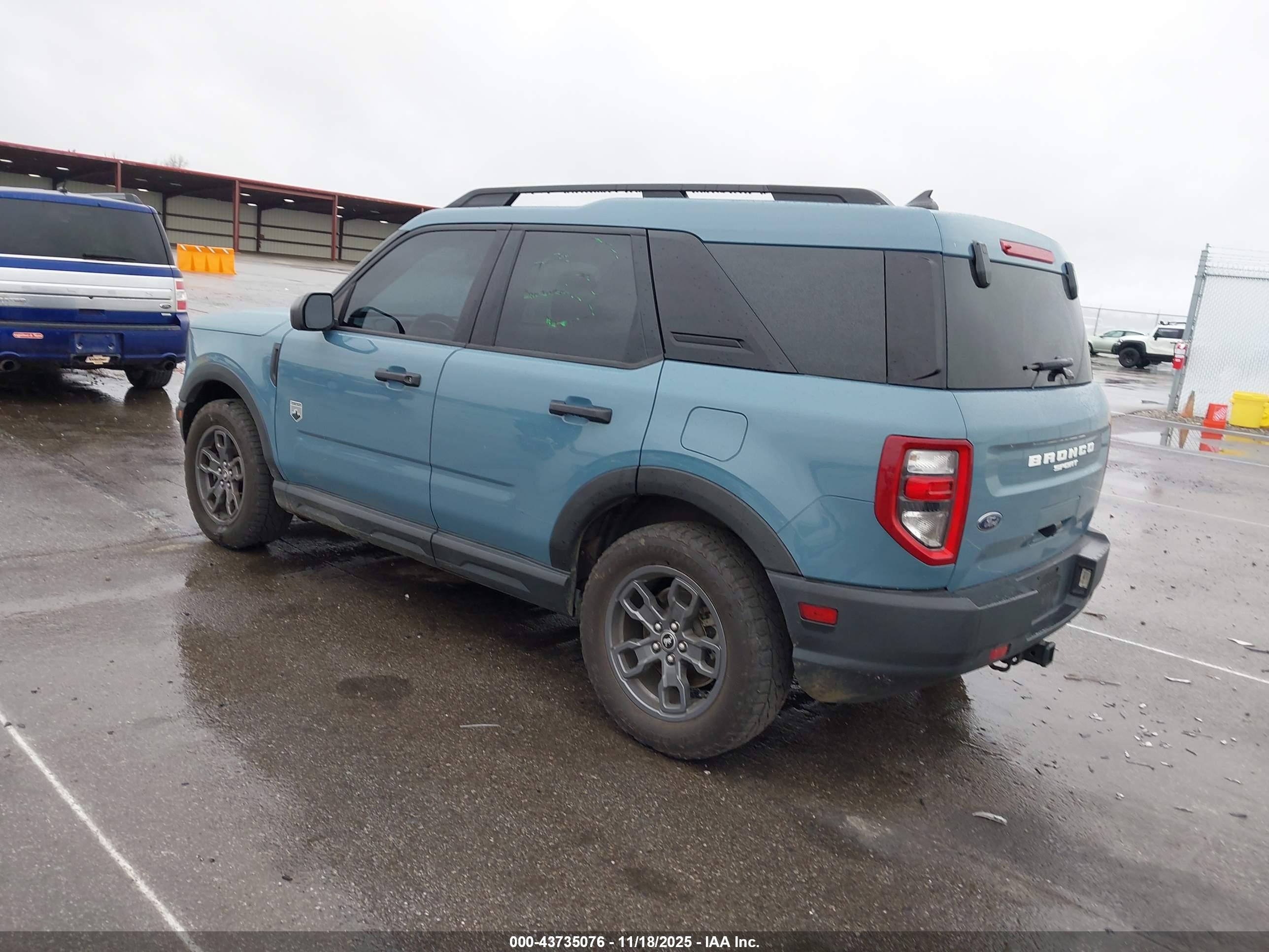 FORD BRONCO image 3