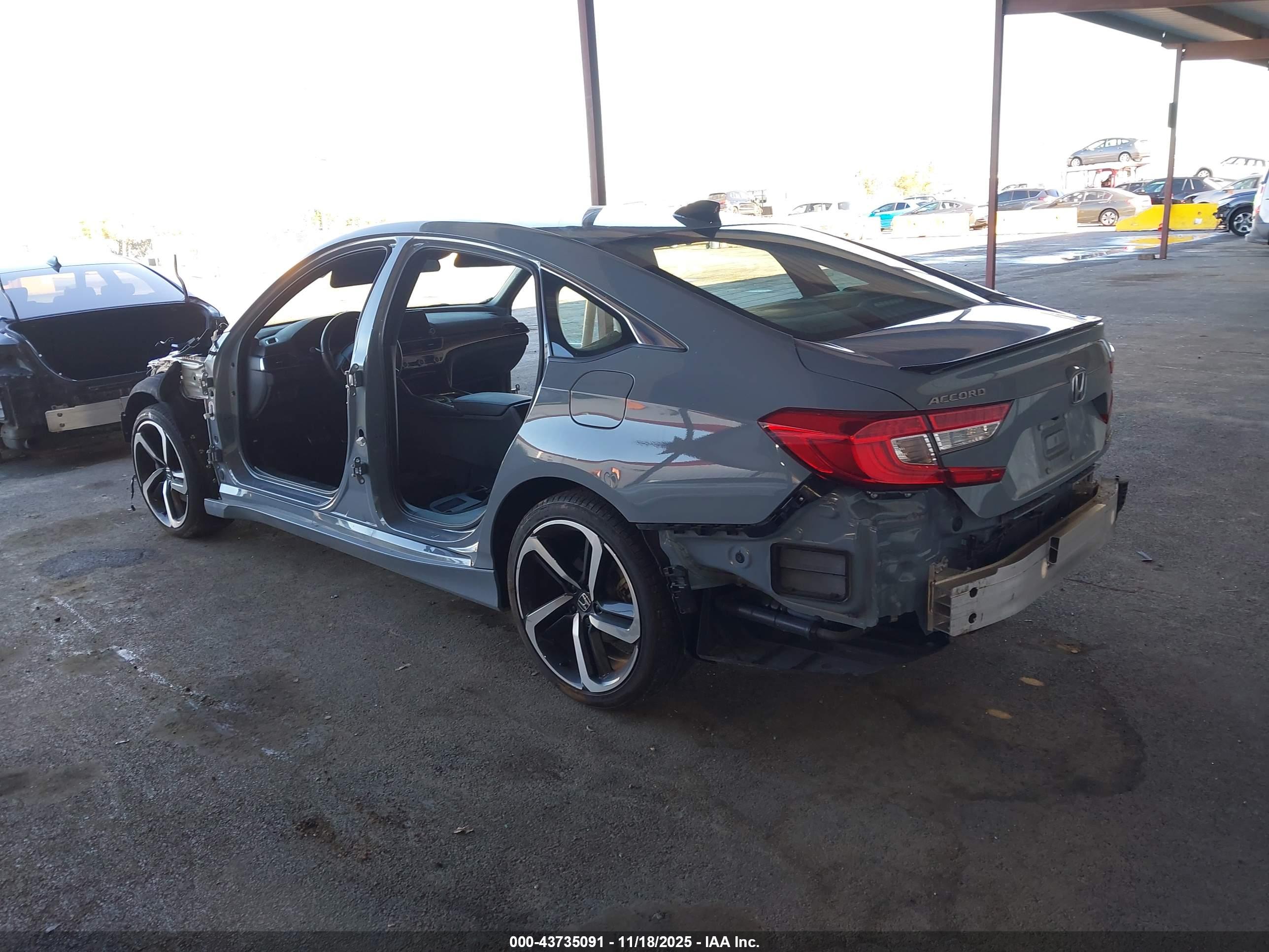 HONDA ACCORD image 3