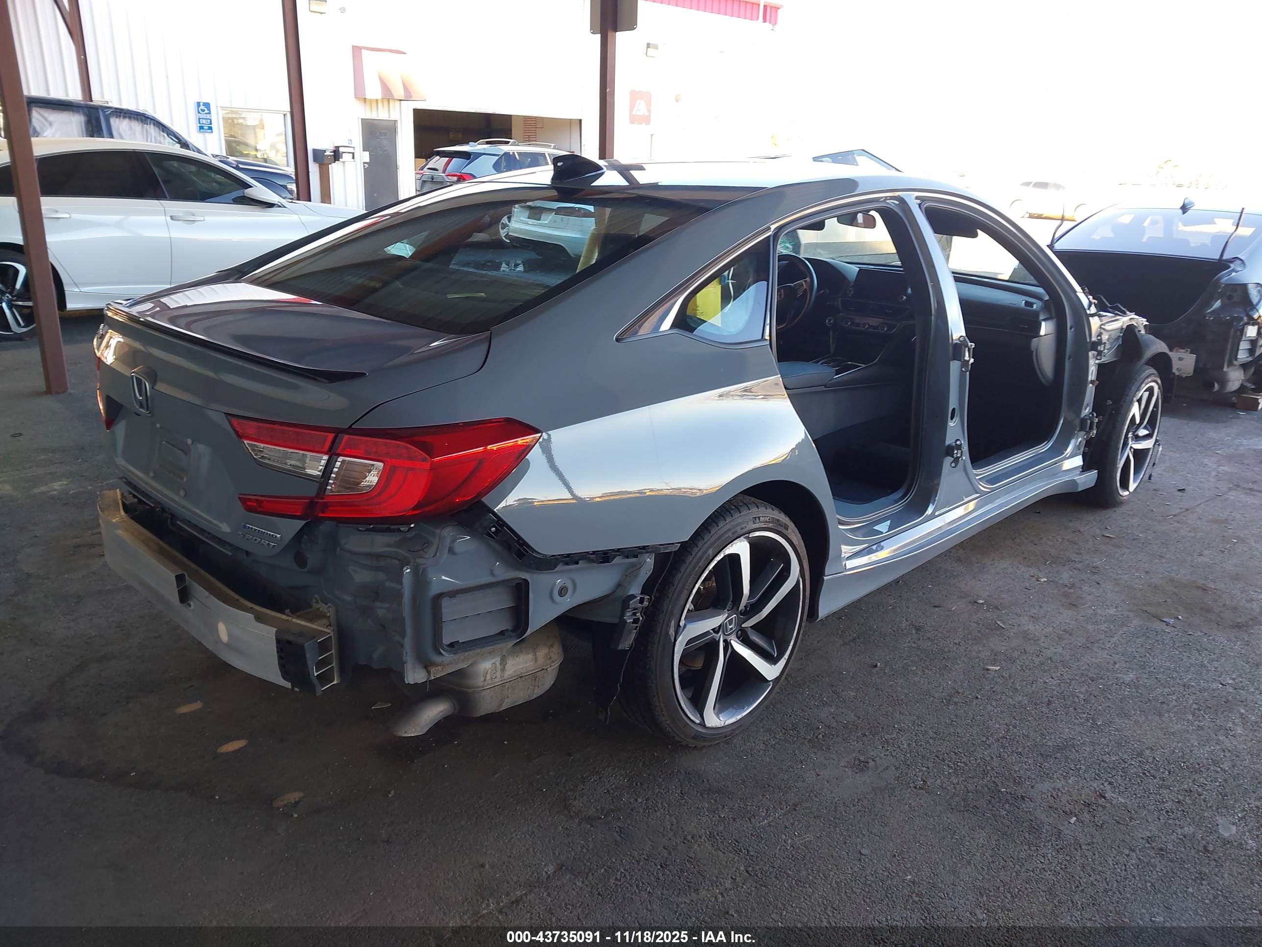 HONDA ACCORD image 4