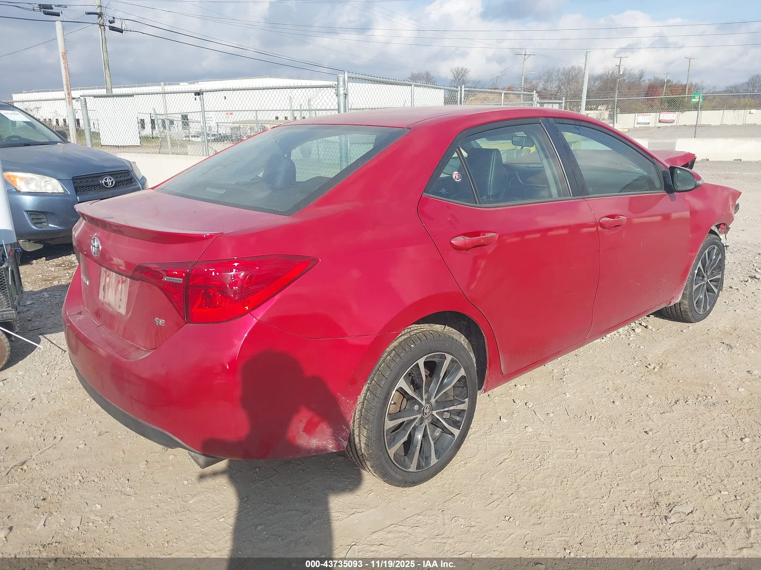 TOYOTA COROLLA image 4